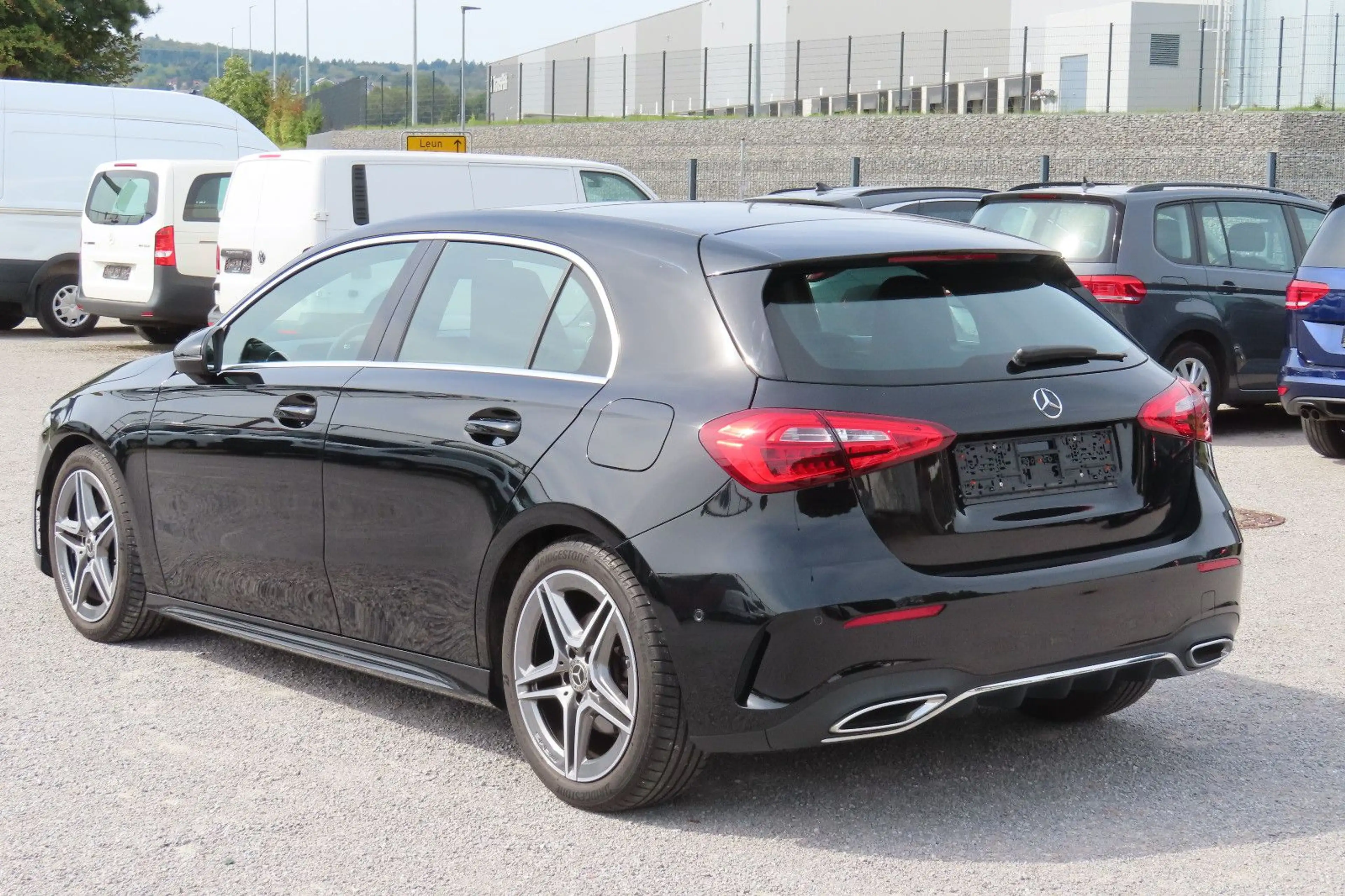 Mercedes-Benz A 250 4Matic AMG Leder Memory Navi Pano Kamera — photo 4