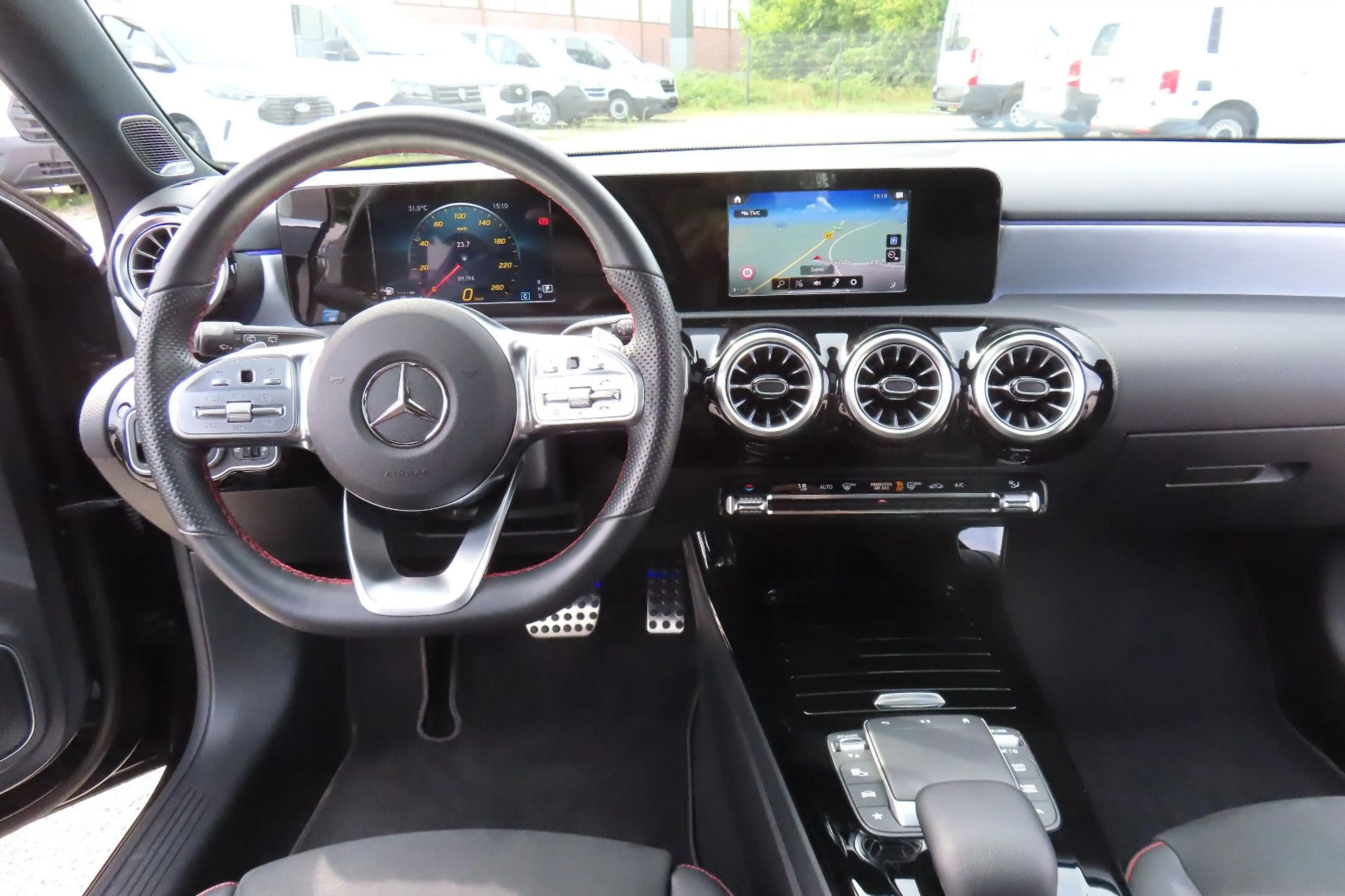 Mercedes-Benz A 250 4Matic AMG Leder Memory Navi Pano Kamera — photo 19