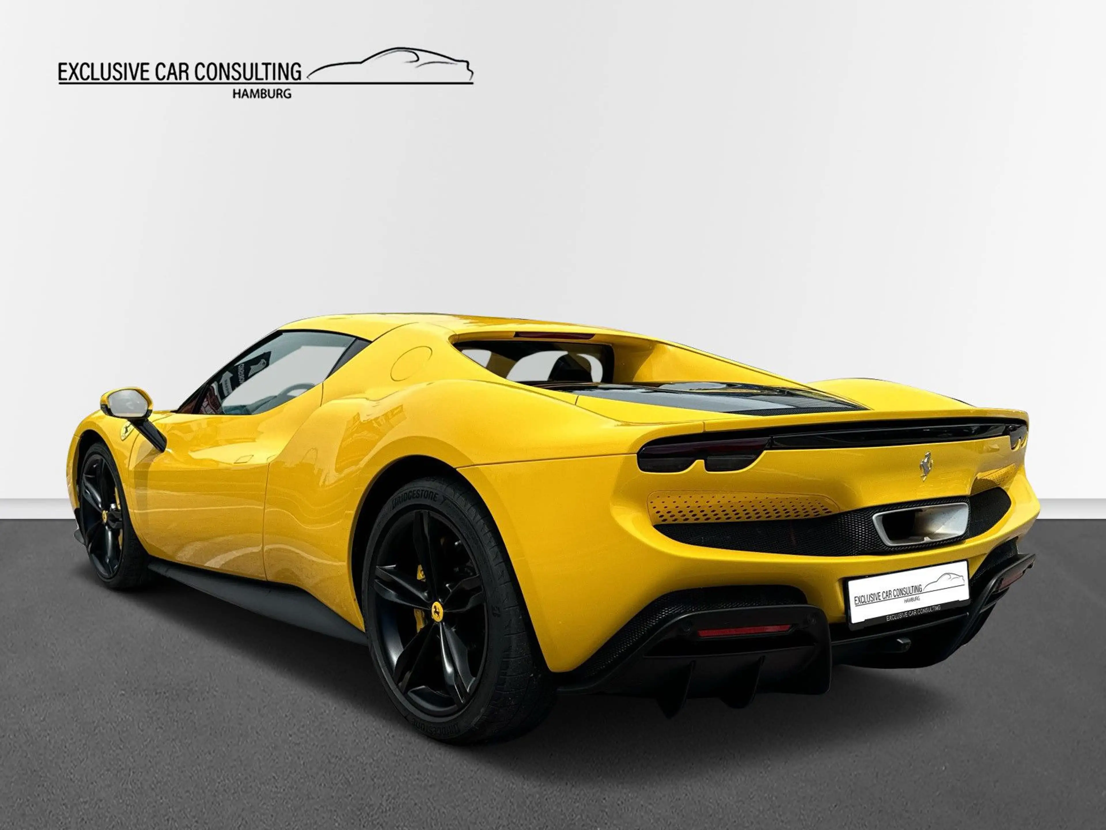 Ferrari 296 GTB DCT *CAM*ACC*CARBON SEATS — photo 3