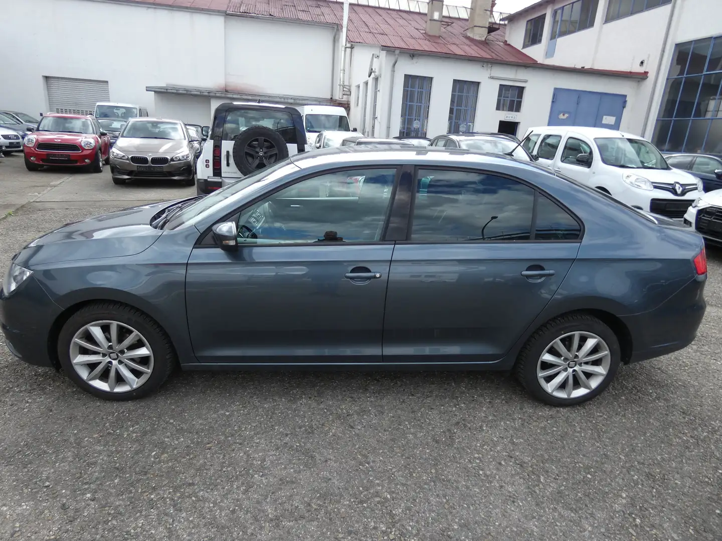 SEAT Toledo 1.2 TSI Reference " Klima " 73 Tkm Gris - 2