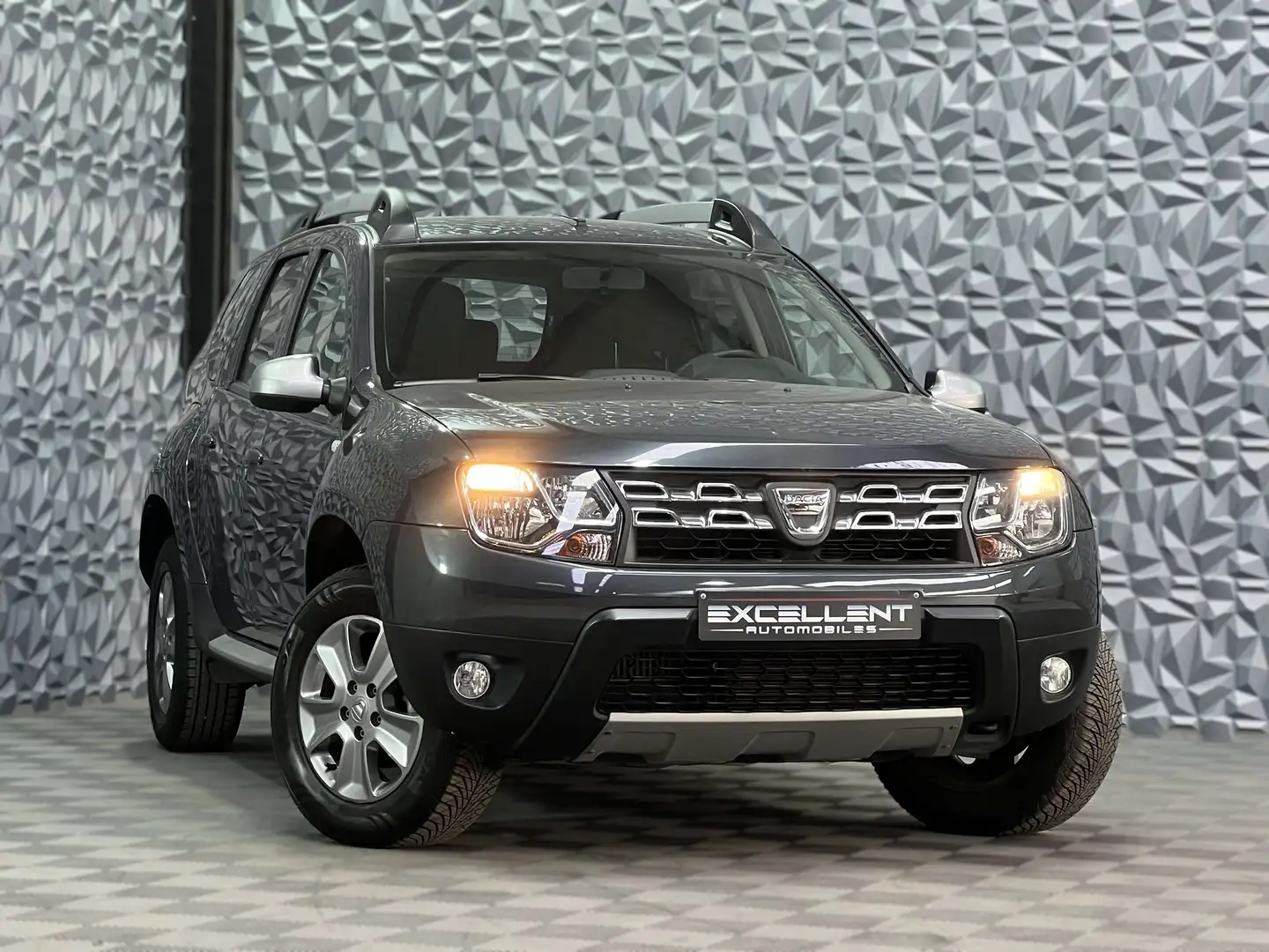Dacia Duster 1.2/Prestige*GPS*BLUETOOTH*CRUISE*AIRCO*GARANTIE Gris - 2