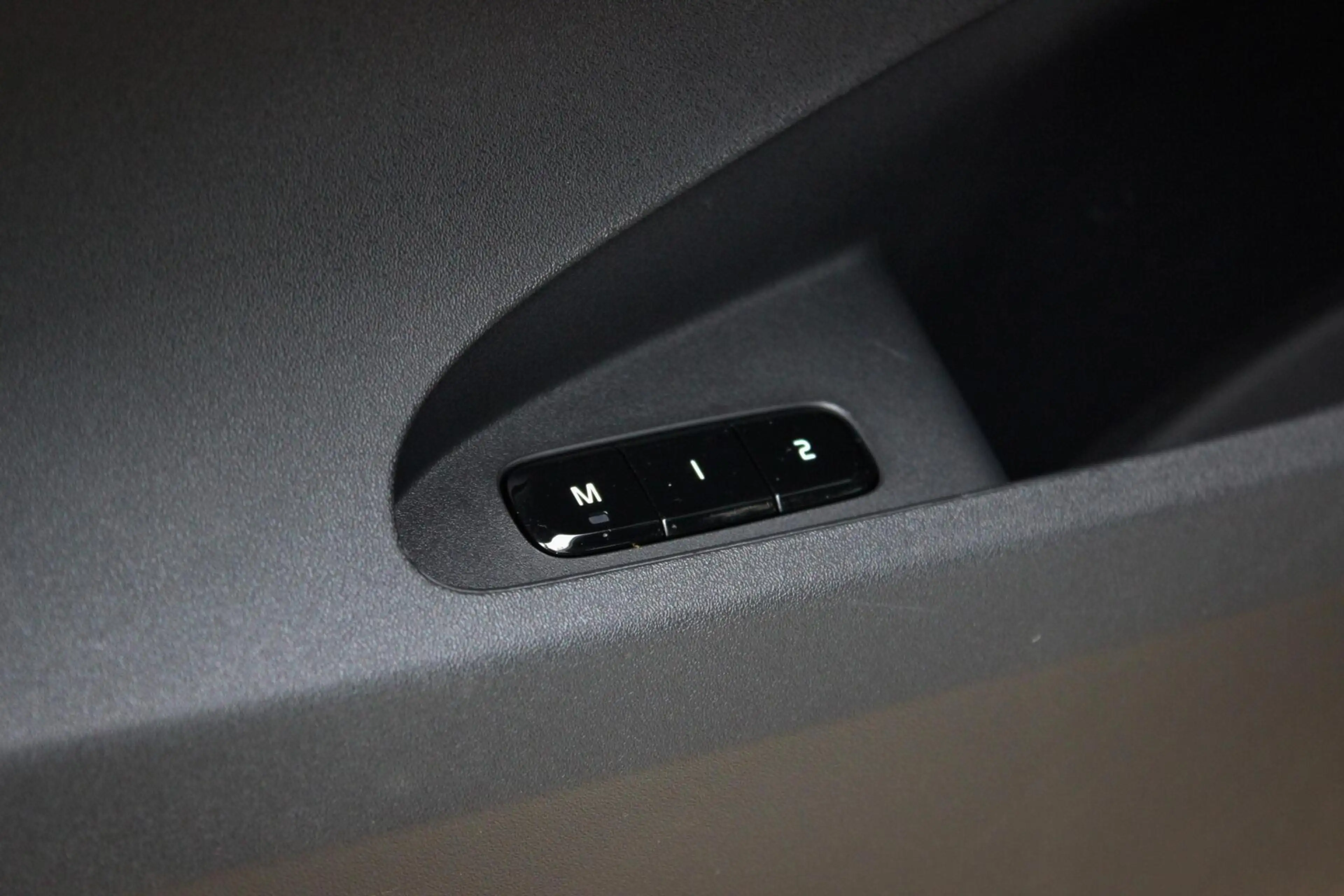 Polestar 2 Long Range Single Motor 78 kWh // 96% SoH | Pilot — photo 33