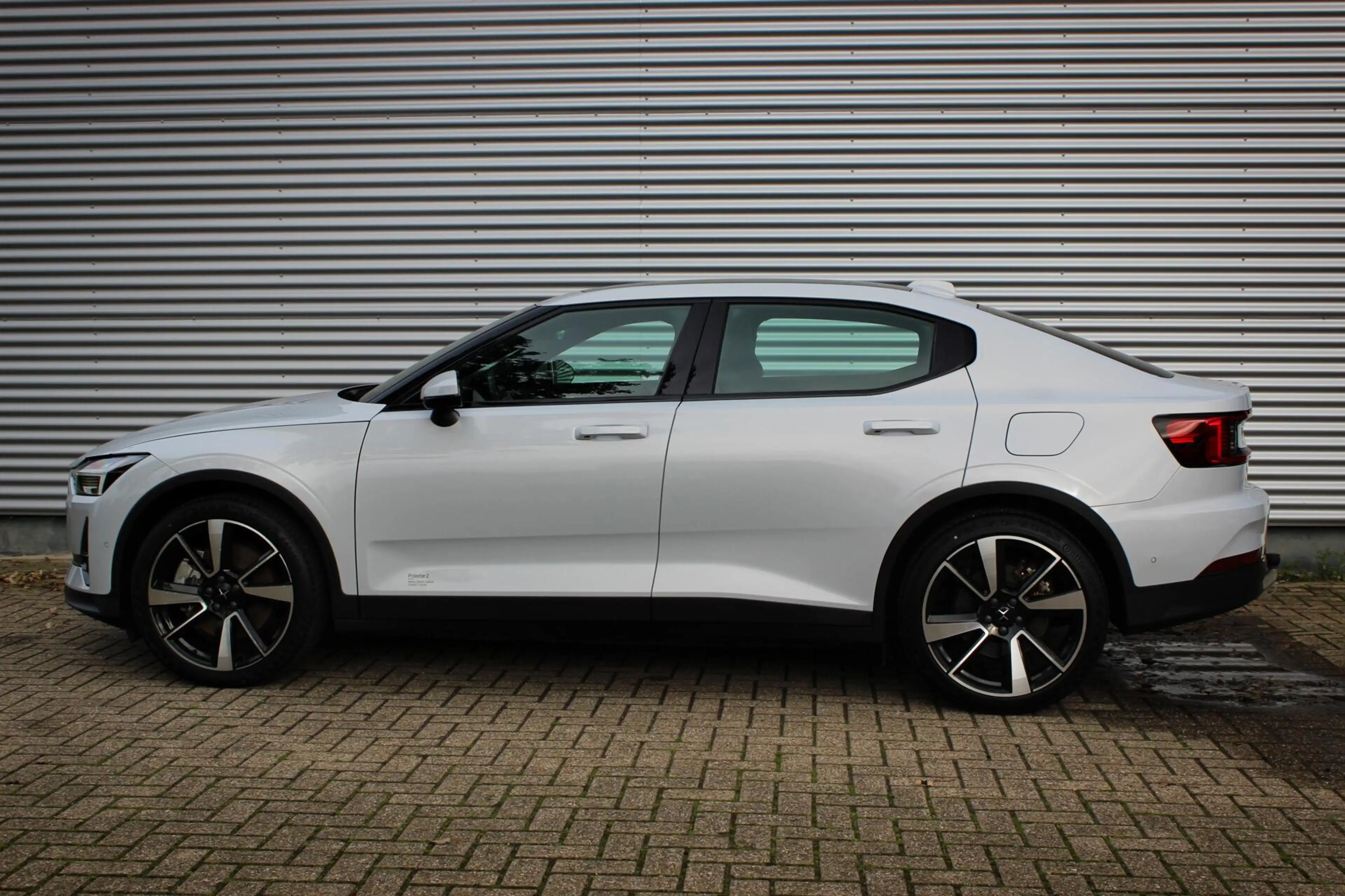 Polestar 2 Long Range Single Motor 78 kWh // 96% SoH | Pilot — photo 13
