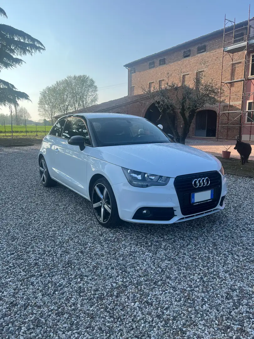 Audi A1 1.6 tdi Ambition c/clima s-tronic - 2