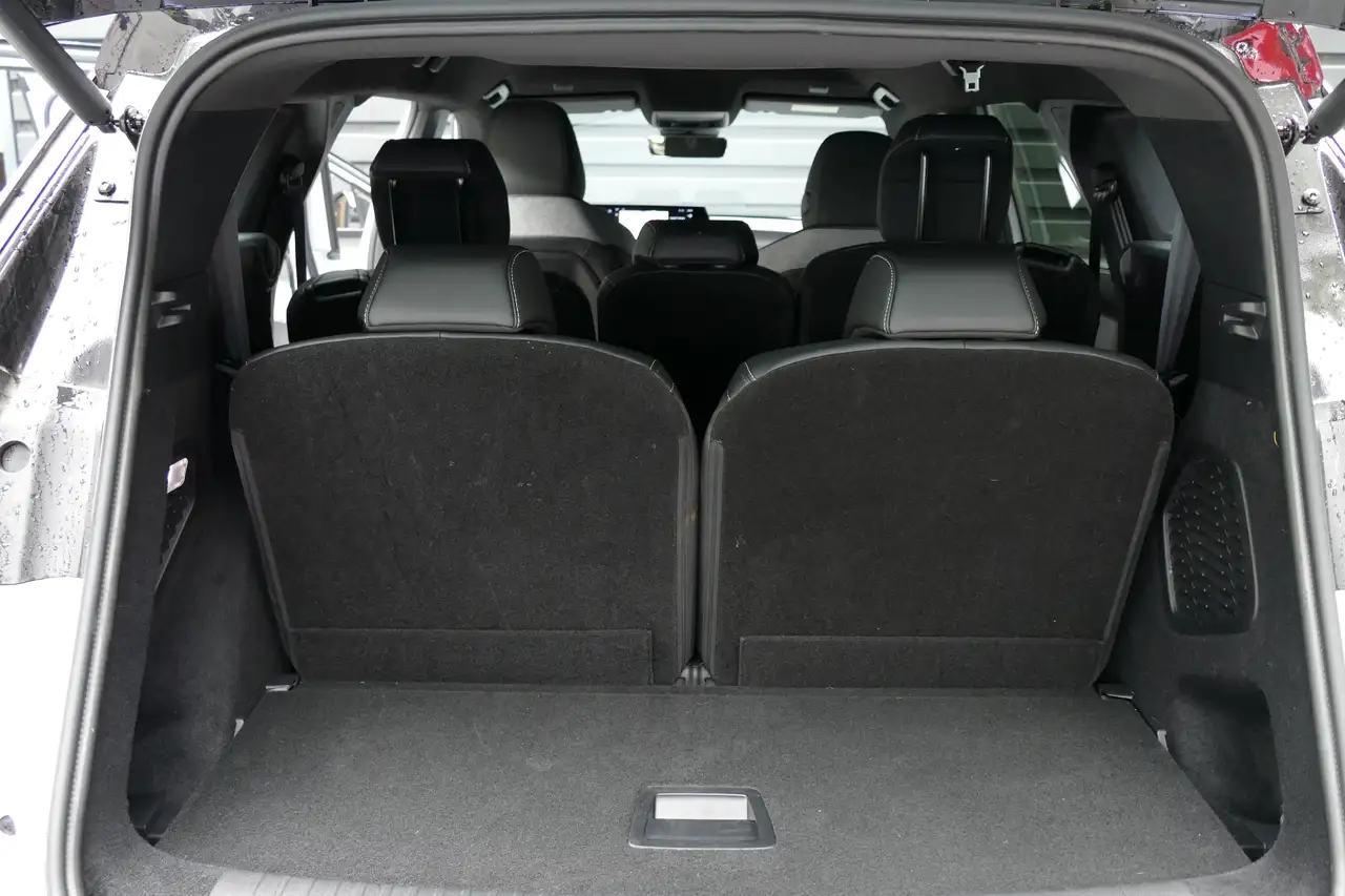 Peugeot 5008 2026 — фото 15