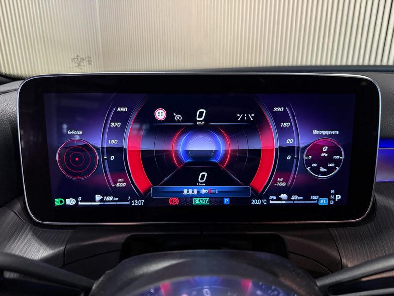 Mercedes-Benz C 300 300e Avantgarde-PANORAMA-CAMERA-DODE HOEK-APPLE CA — photo 19