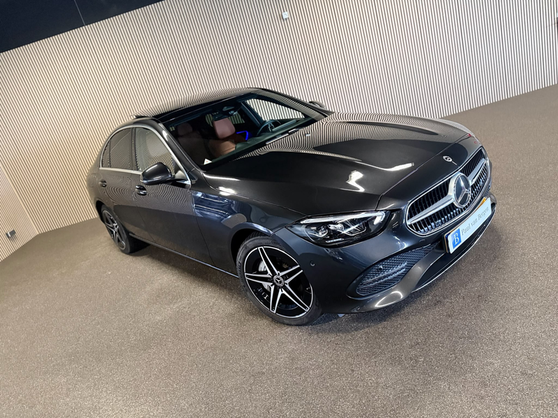 Mercedes-Benz C 300 300e Avantgarde-PANORAMA-CAMERA-DODE HOEK-APPLE CA — photo 2