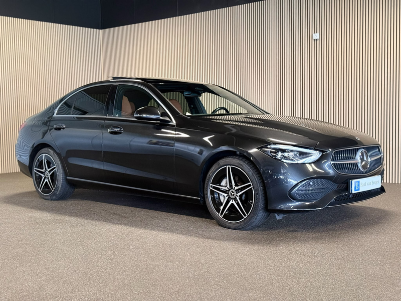 Mercedes-Benz C 300 300e Avantgarde-PANORAMA-CAMERA-DODE HOEK-APPLE CA — photo 5