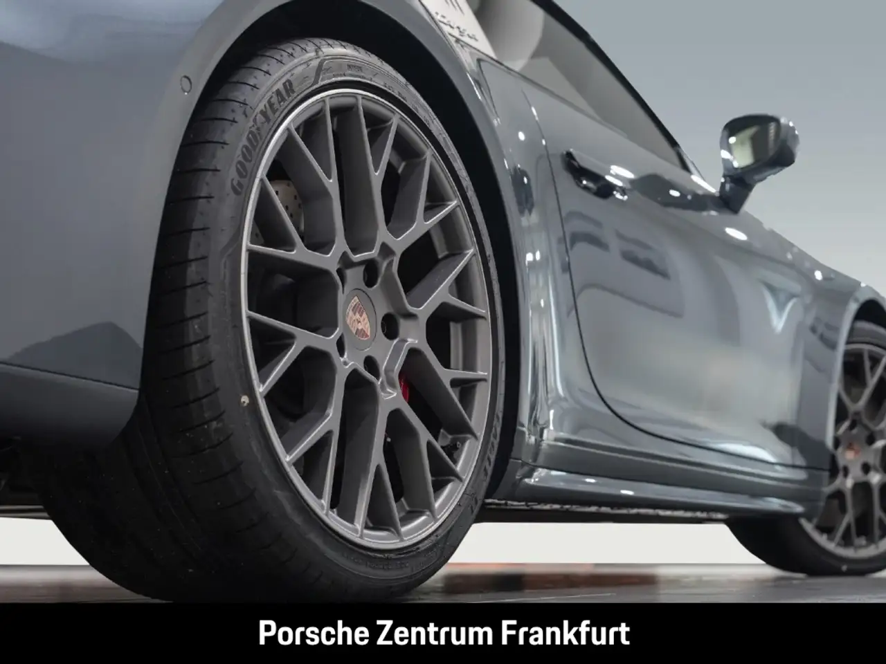 Porsche 992 911 Targa 4S InnoDrive Surround-View BOSE 6