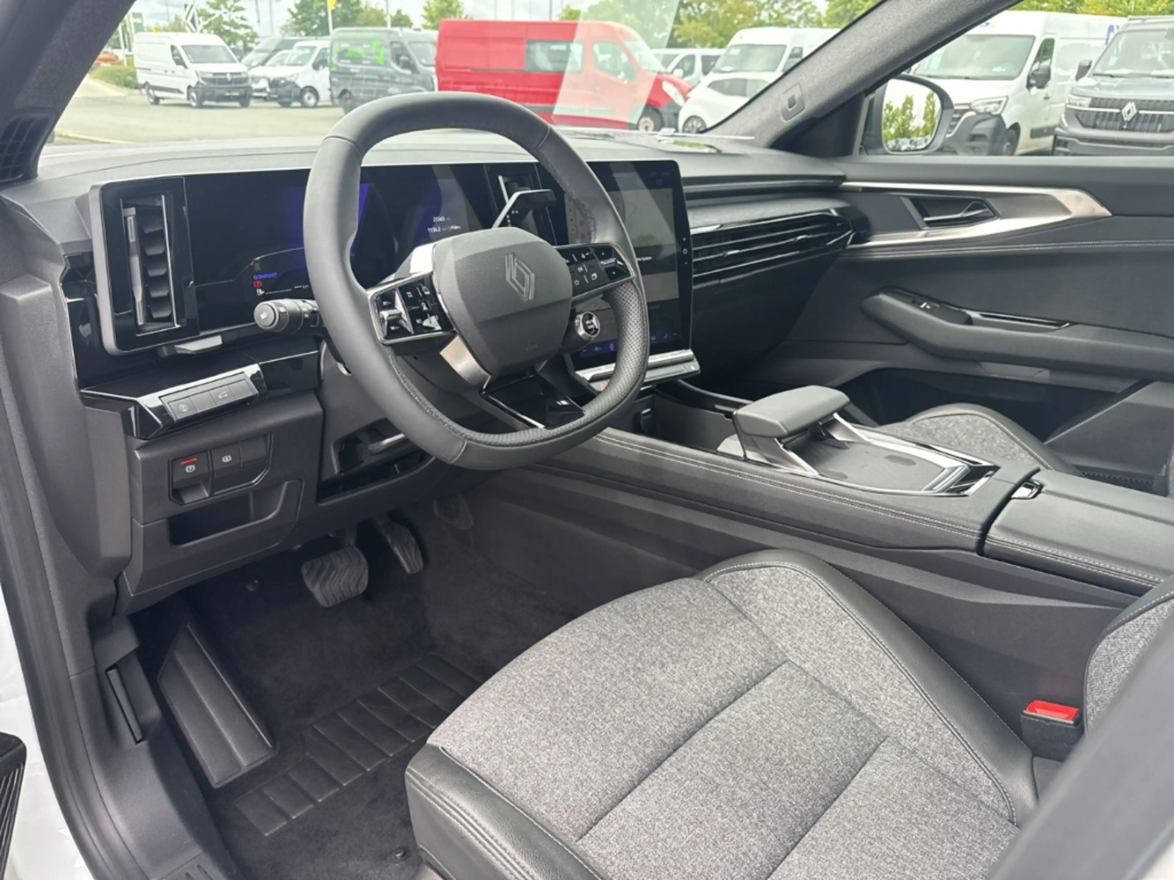 Renault Rafale E-TECH FULL HYBRID 200 TECHNO Techno PANO+KAMERA — photo 10