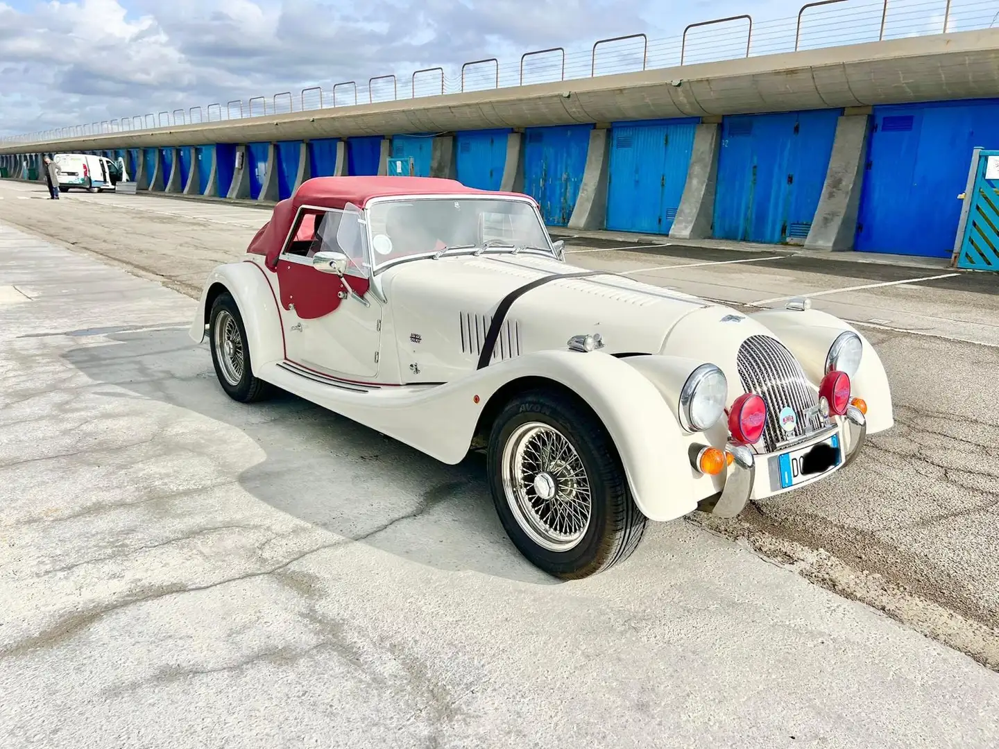 Morgan Белый - 2