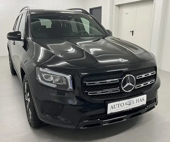 Mercedes-Benz GLB 200
