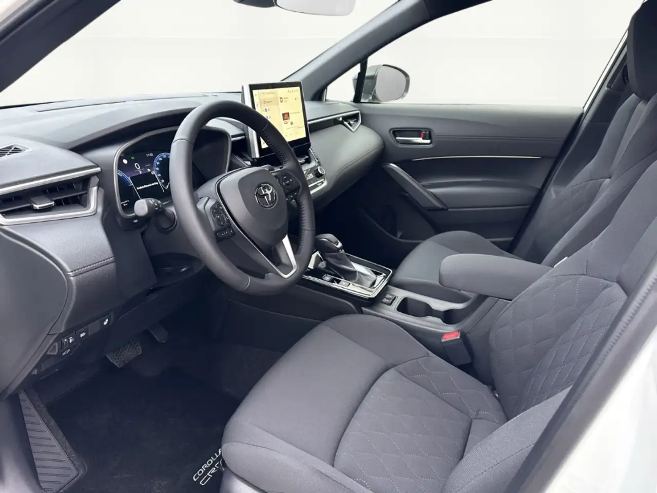 Toyota Corolla Cross 2.0 Hybrid Teamplayer +LED +Smart-Key-System 8