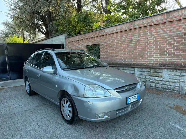 Kia Rio view 2