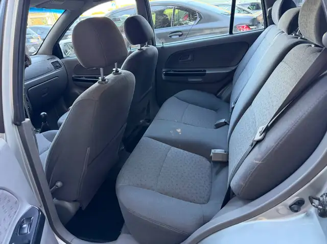 Kia Rio view 9