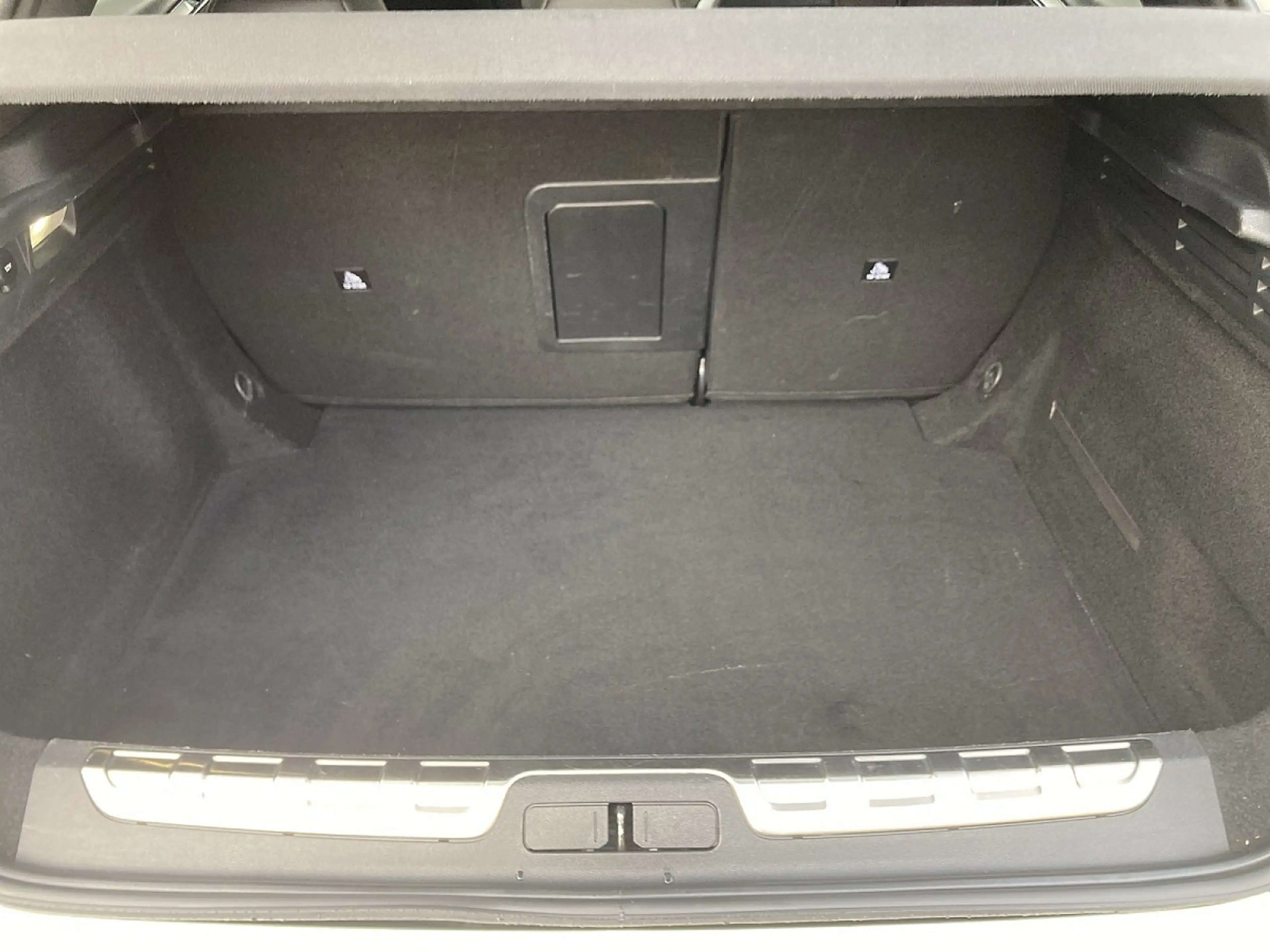 DS Automobiles DS 4 BlueHDi 130 S&S EAT8 Performance Line — photo 13