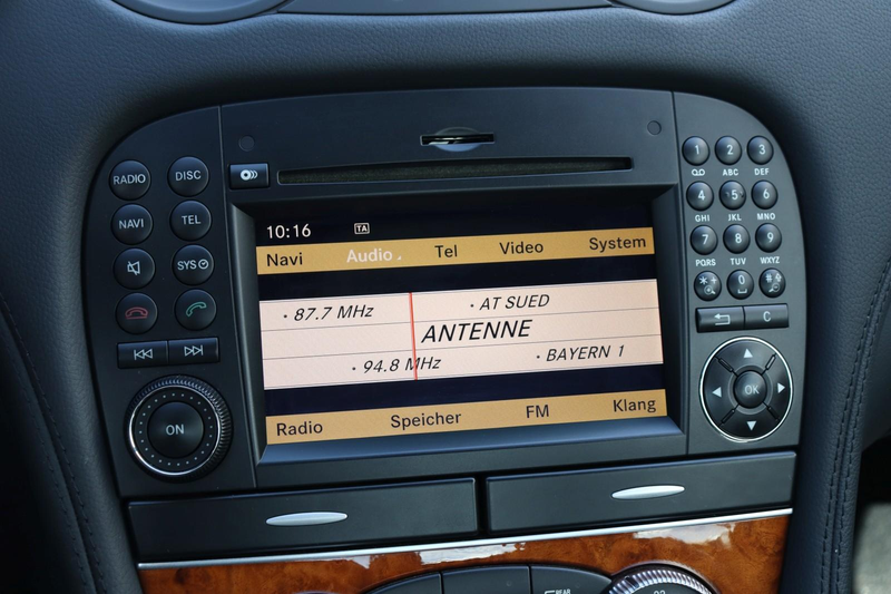 Mercedes-Benz SL 500 +DEUTSCH+19" AMG+HARMAN-KARDON+SITZBELÜFT+ — photo 12