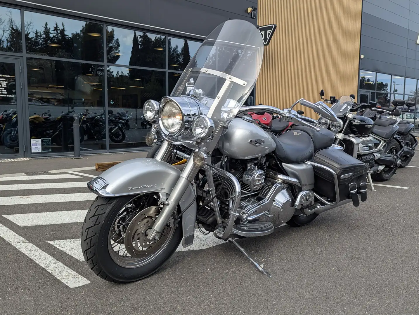 Harley-Davidson Road King - 1