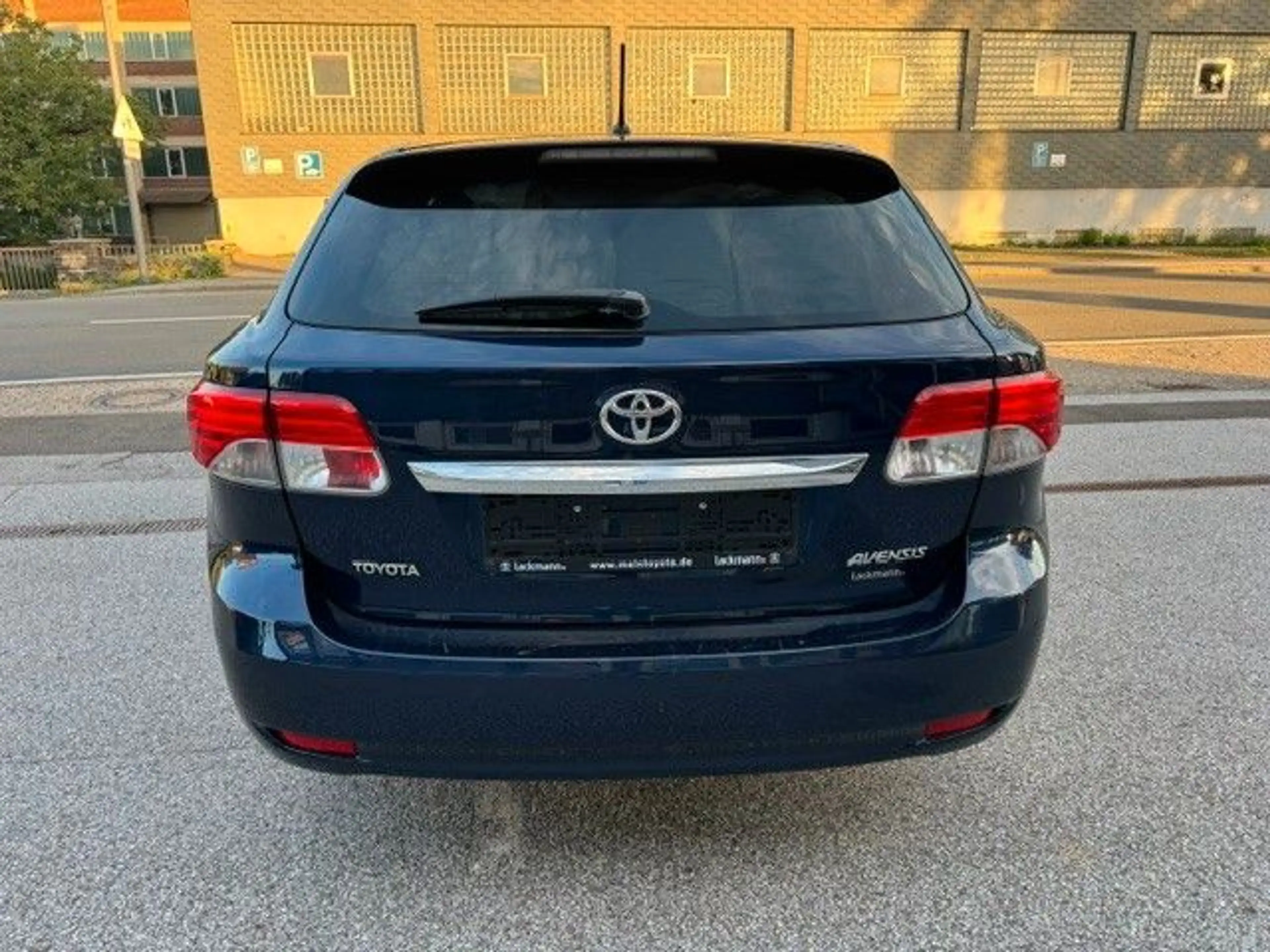 Toyota Avensis Kombi Edition KM 52541 — photo 5