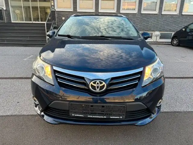 Toyota Avensis Kombi Edition KM 52541