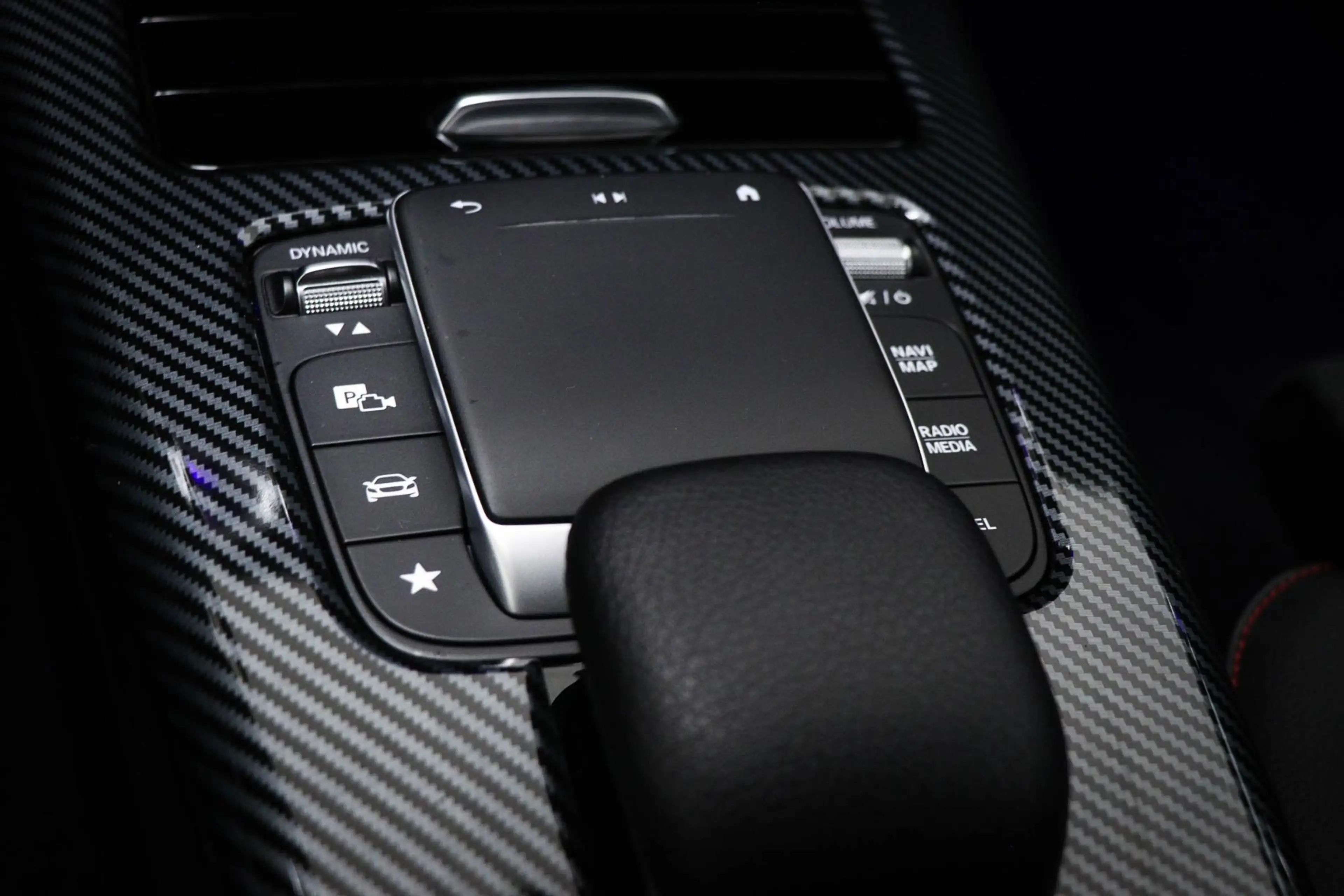 Mercedes-Benz A 250 e Business Solution AMG Limited | HALF LEDER | STO — photo 39