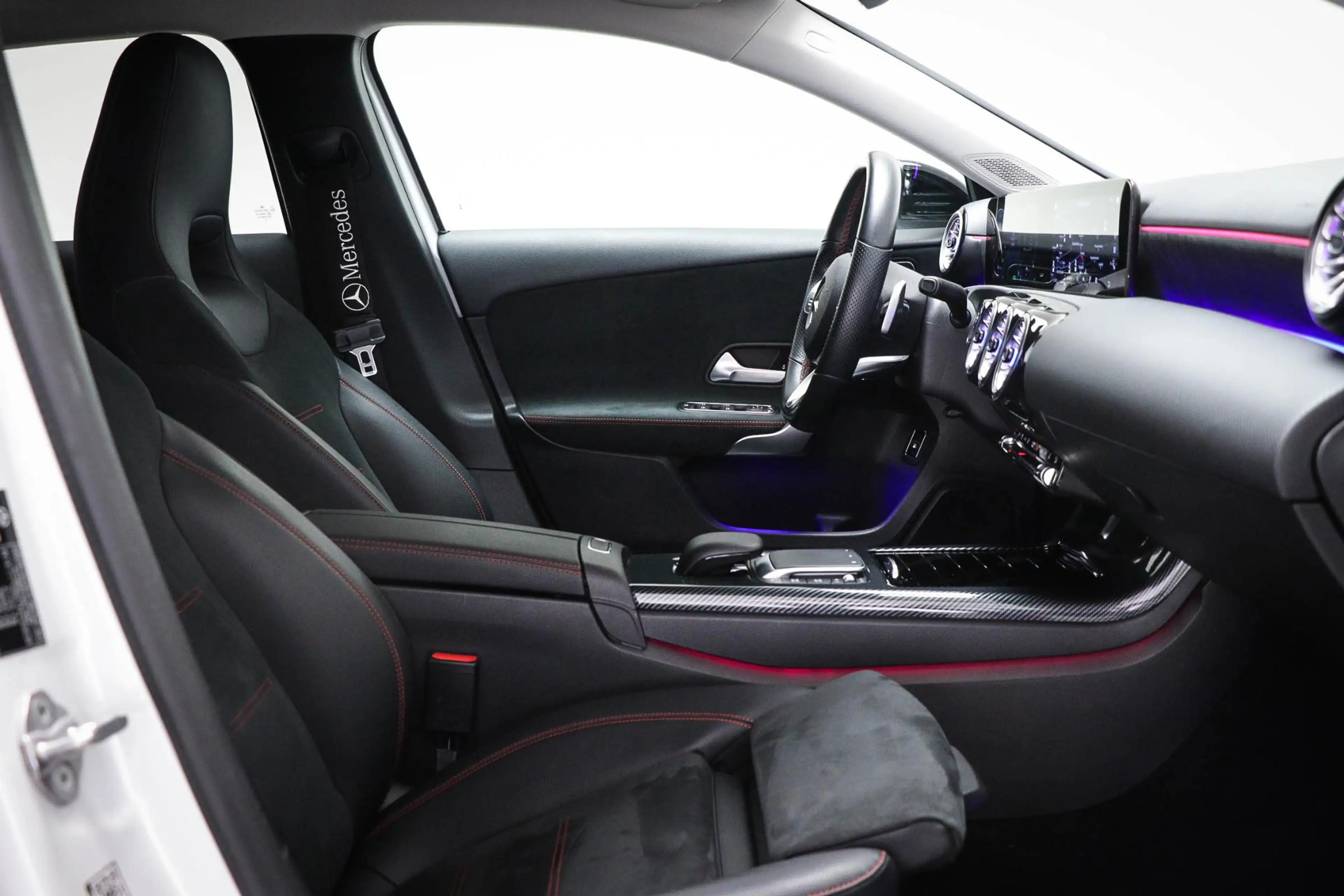 Mercedes-Benz A 250 e Business Solution AMG Limited | HALF LEDER | STO — photo 8