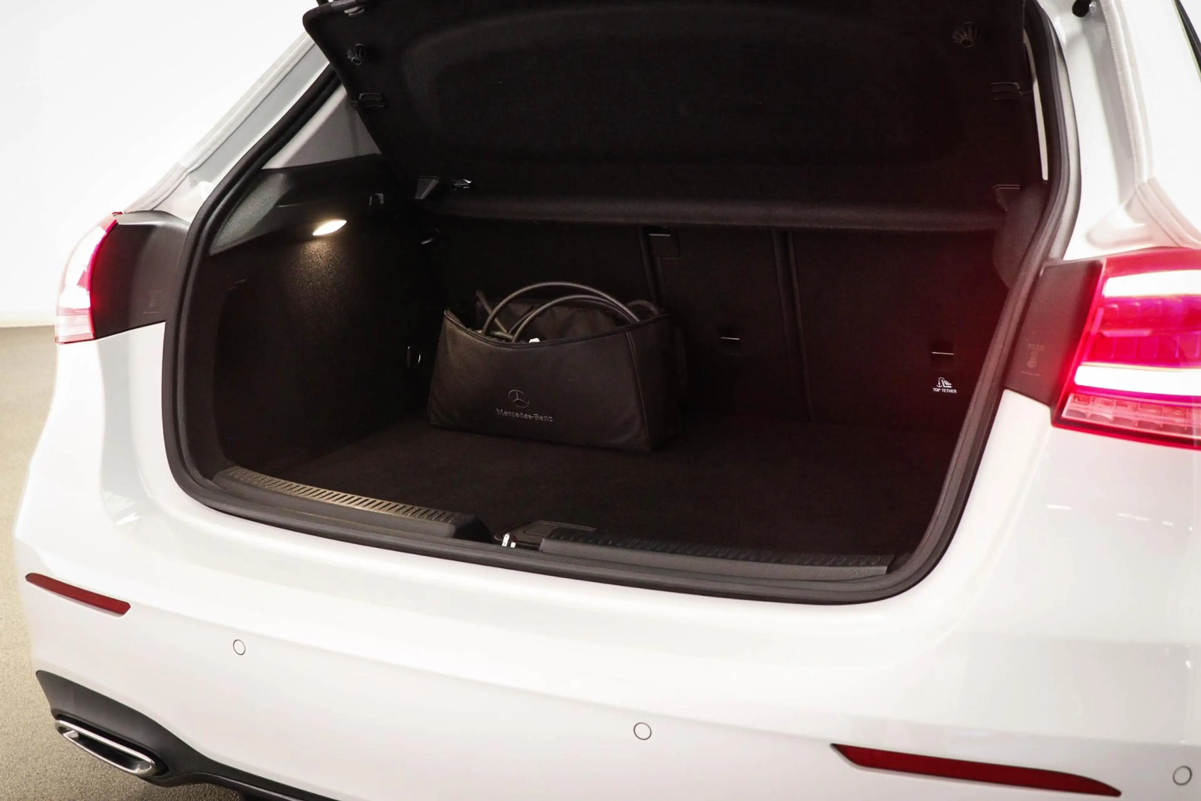 Mercedes-Benz A 250 e Business Solution AMG Limited | HALF LEDER | STO — photo 13