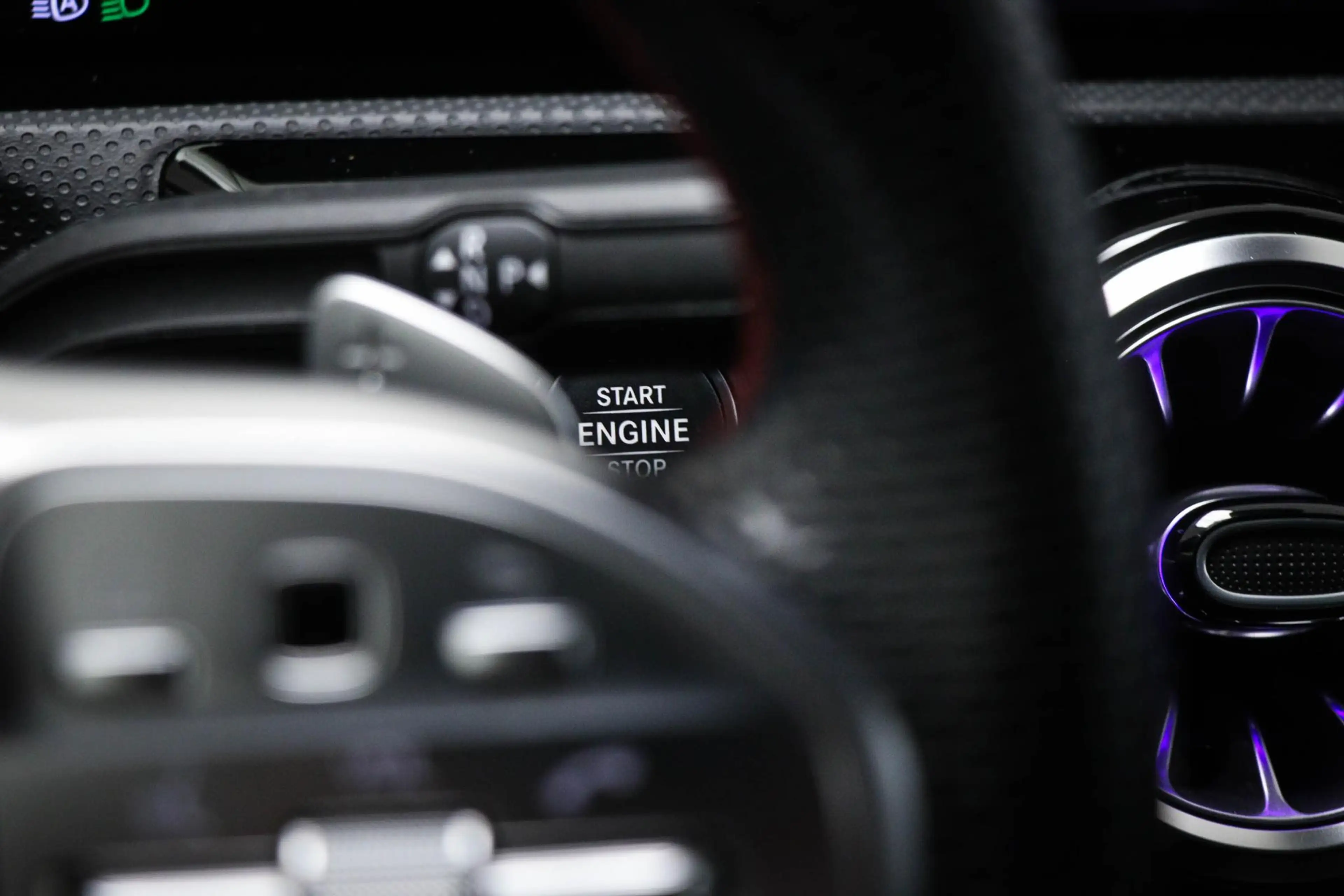 Mercedes-Benz A 250 e Business Solution AMG Limited | HALF LEDER | STO — photo 37