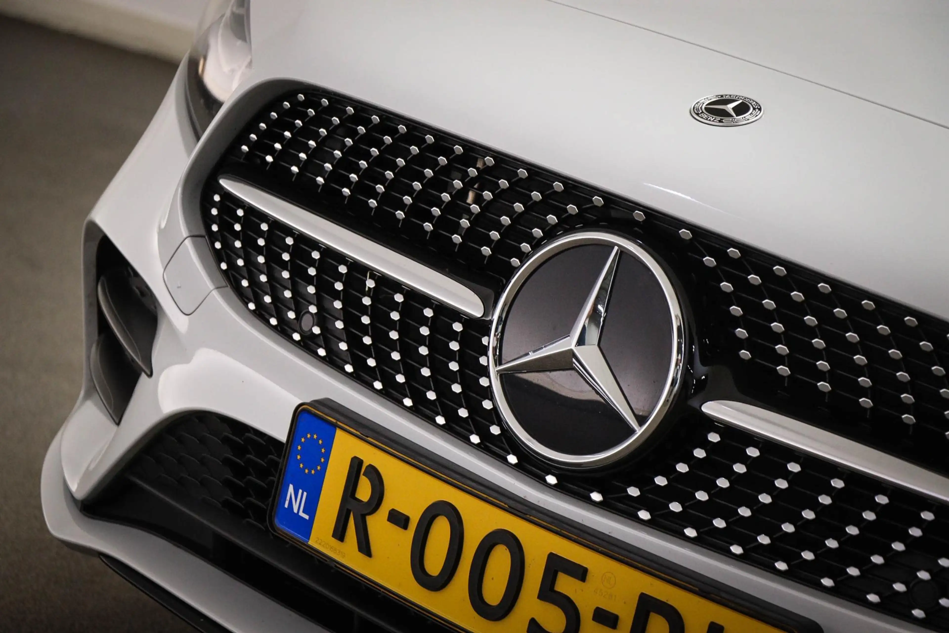 Mercedes-Benz A 250 e Business Solution AMG Limited | HALF LEDER | STO — photo 15