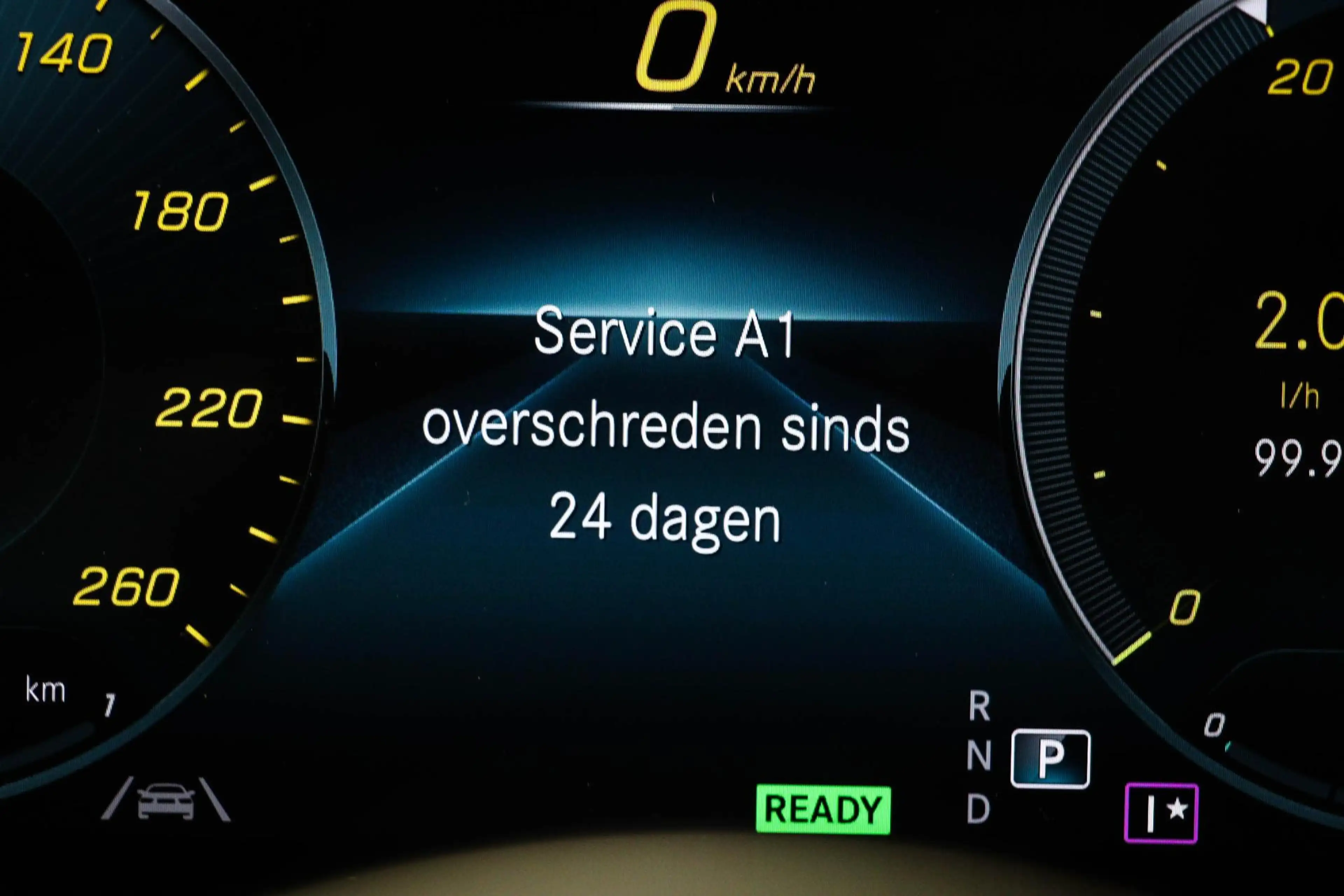 Mercedes-Benz A 250 e Business Solution AMG Limited | HALF LEDER | STO — photo 36