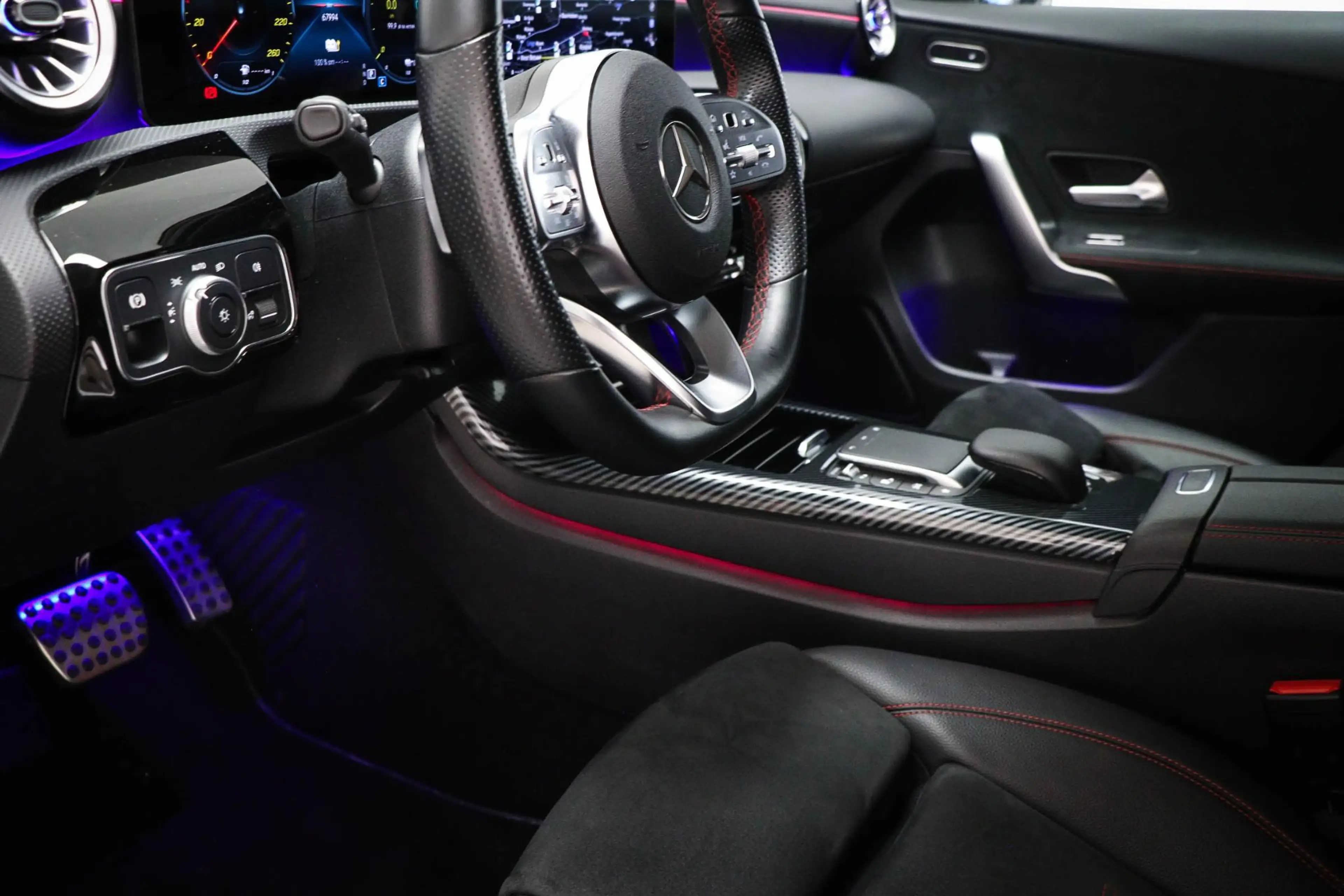 Mercedes-Benz A 250 e Business Solution AMG Limited | HALF LEDER | STO — photo 30