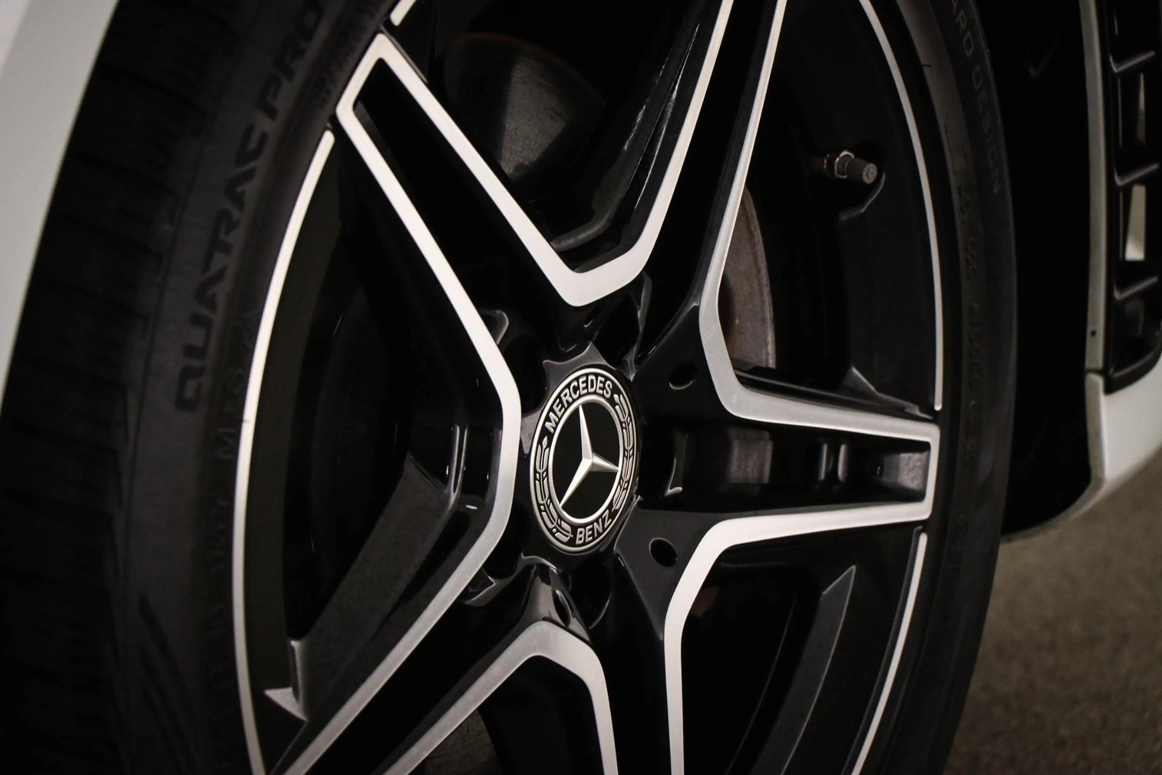 Mercedes-Benz A 250 e Business Solution AMG Limited | HALF LEDER | STO — photo 25
