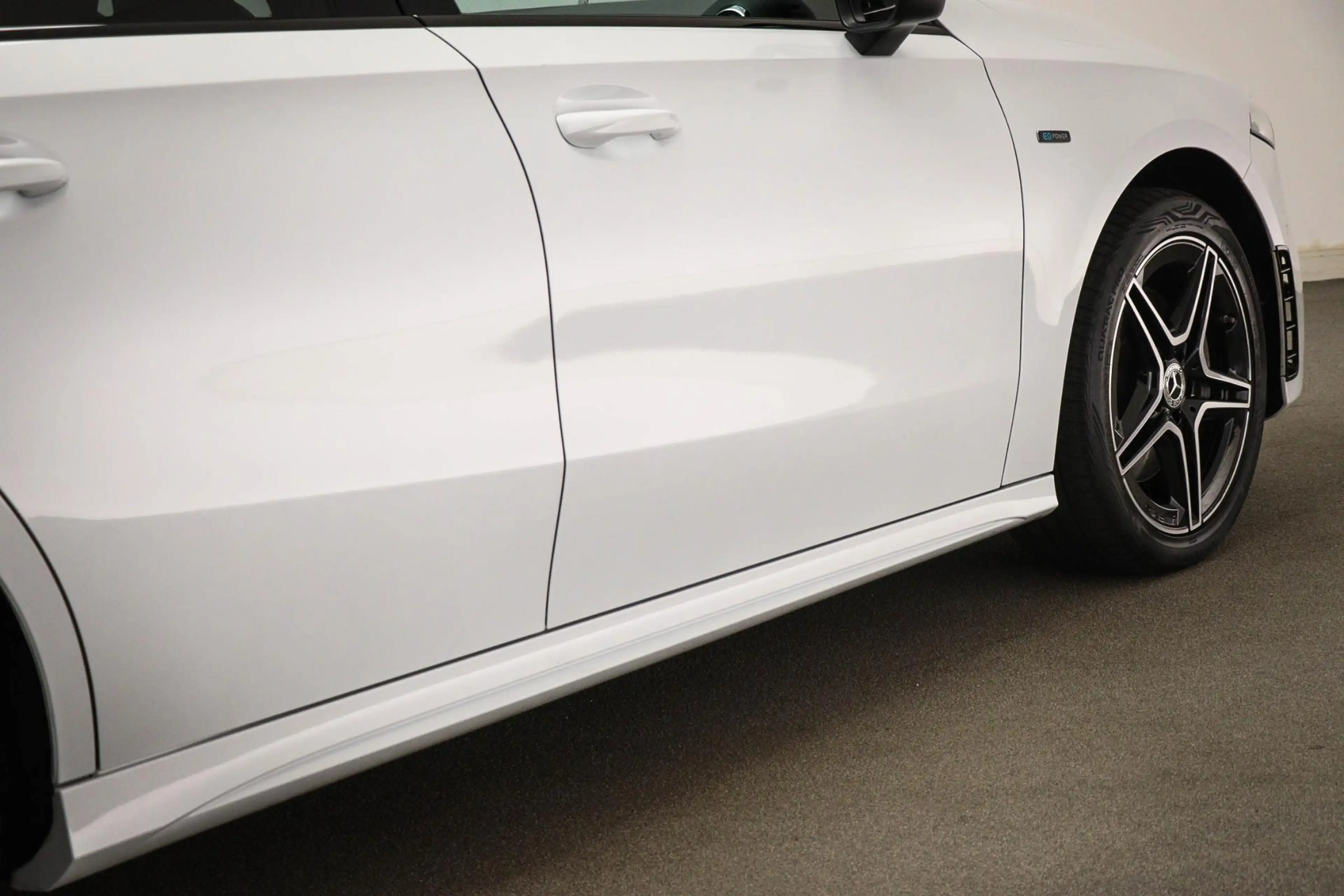 Mercedes-Benz A 250 e Business Solution AMG Limited | HALF LEDER | STO — photo 24
