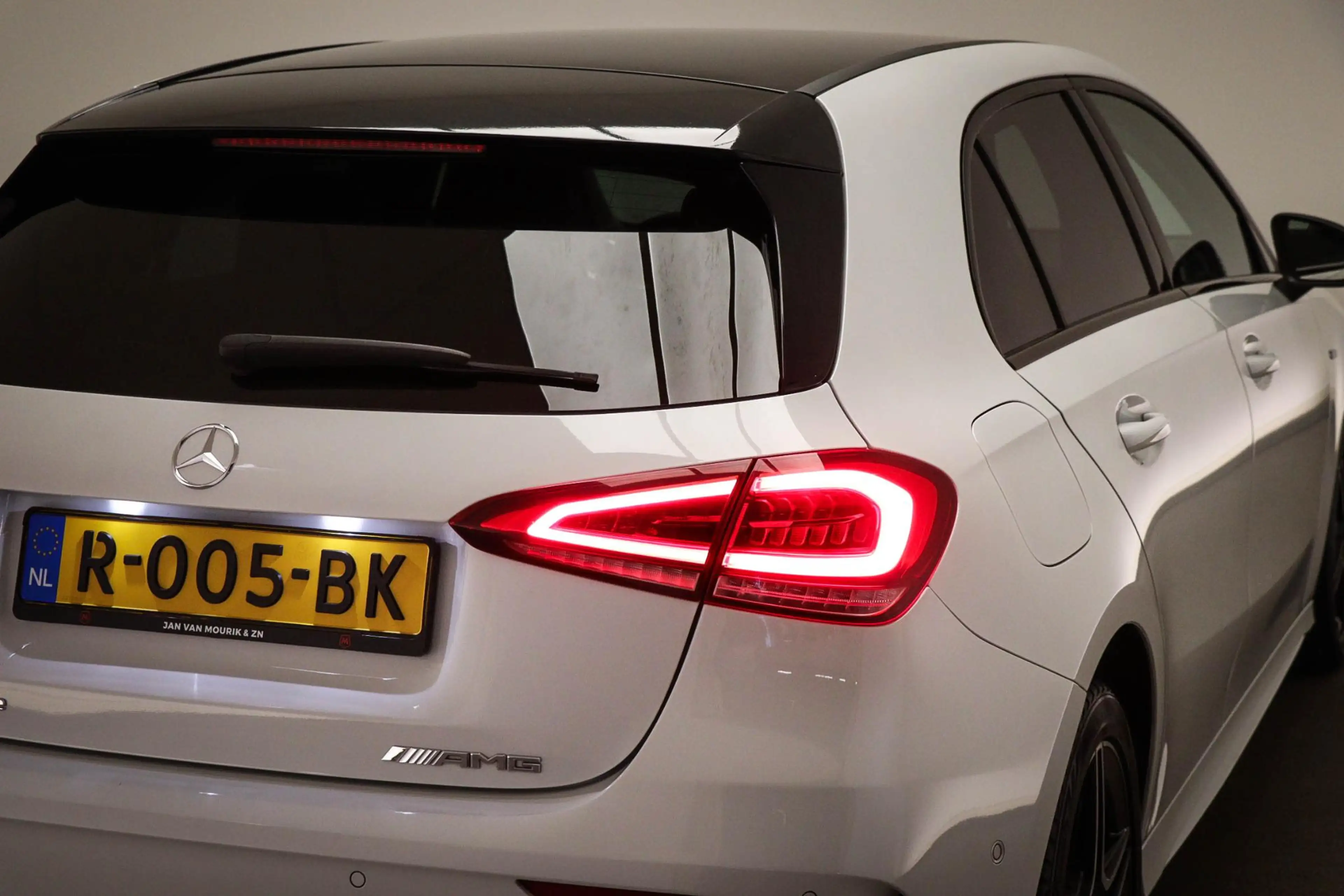 Mercedes-Benz A 250 e Business Solution AMG Limited | HALF LEDER | STO — photo 22