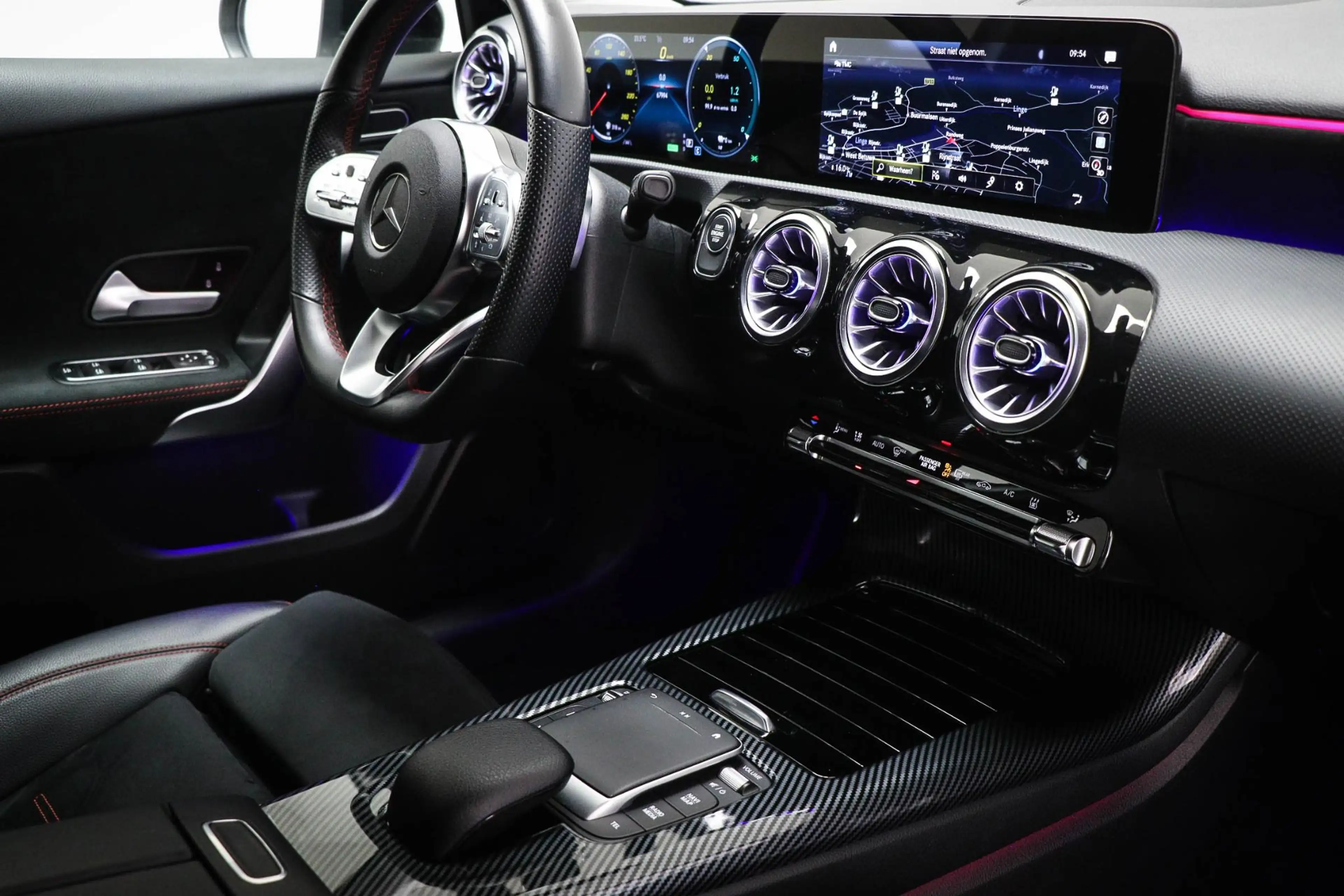 Mercedes-Benz A 250 e Business Solution AMG Limited | HALF LEDER | STO — photo 3