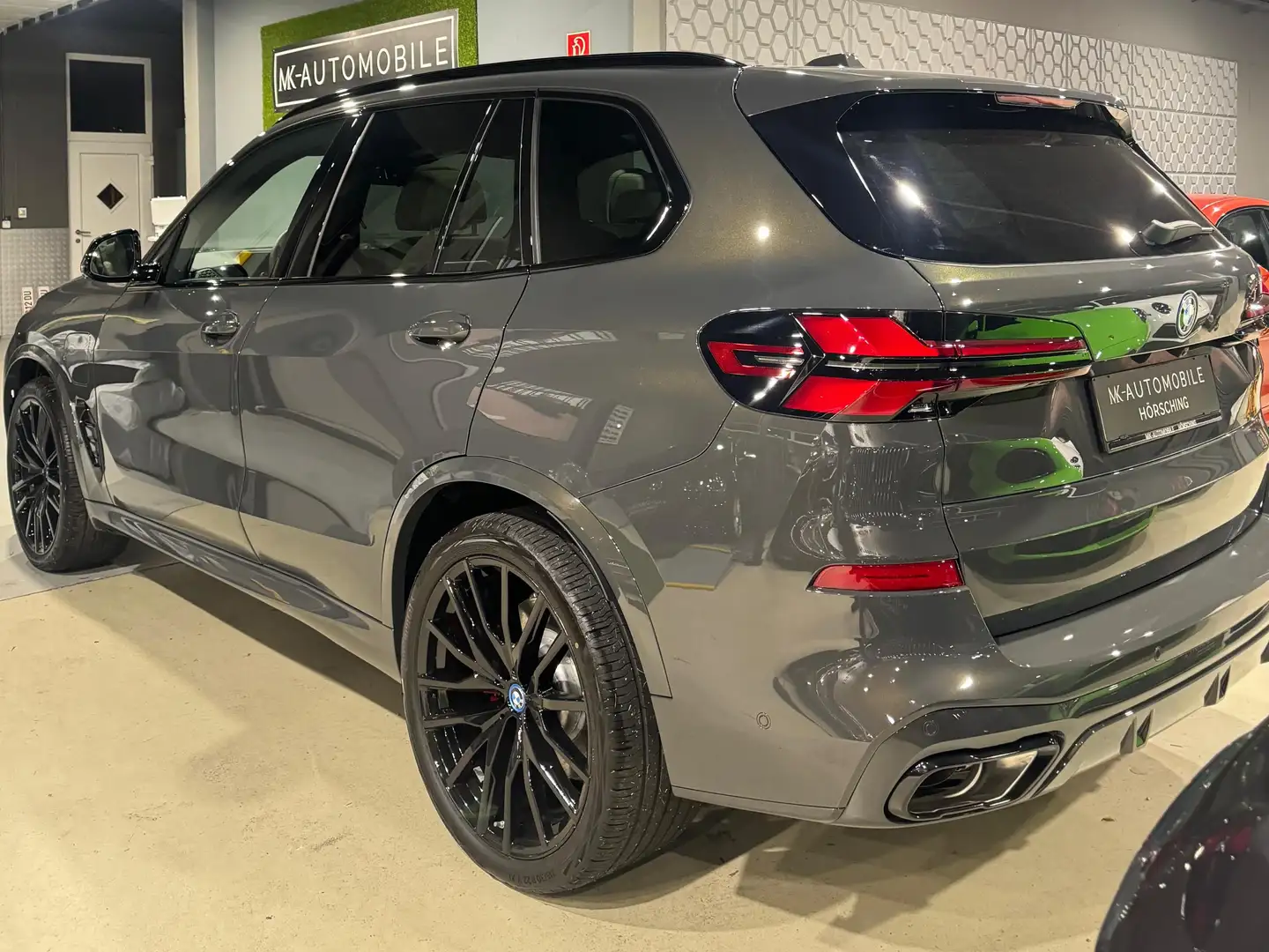 BMW X5 50 e xDrive M Sport*360*AHK*HUD*PANO/SCHIEBE*LEDER Grigio - 2