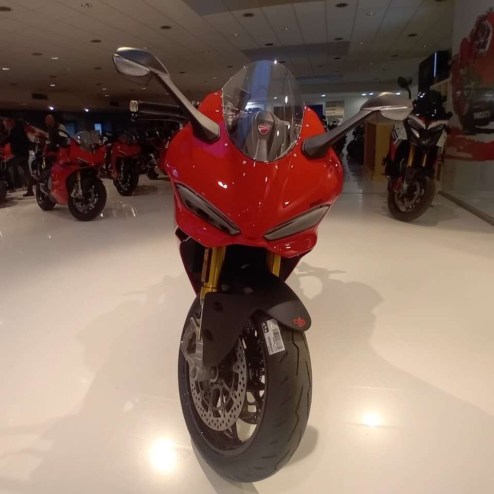 Ducati Panigale V2 S