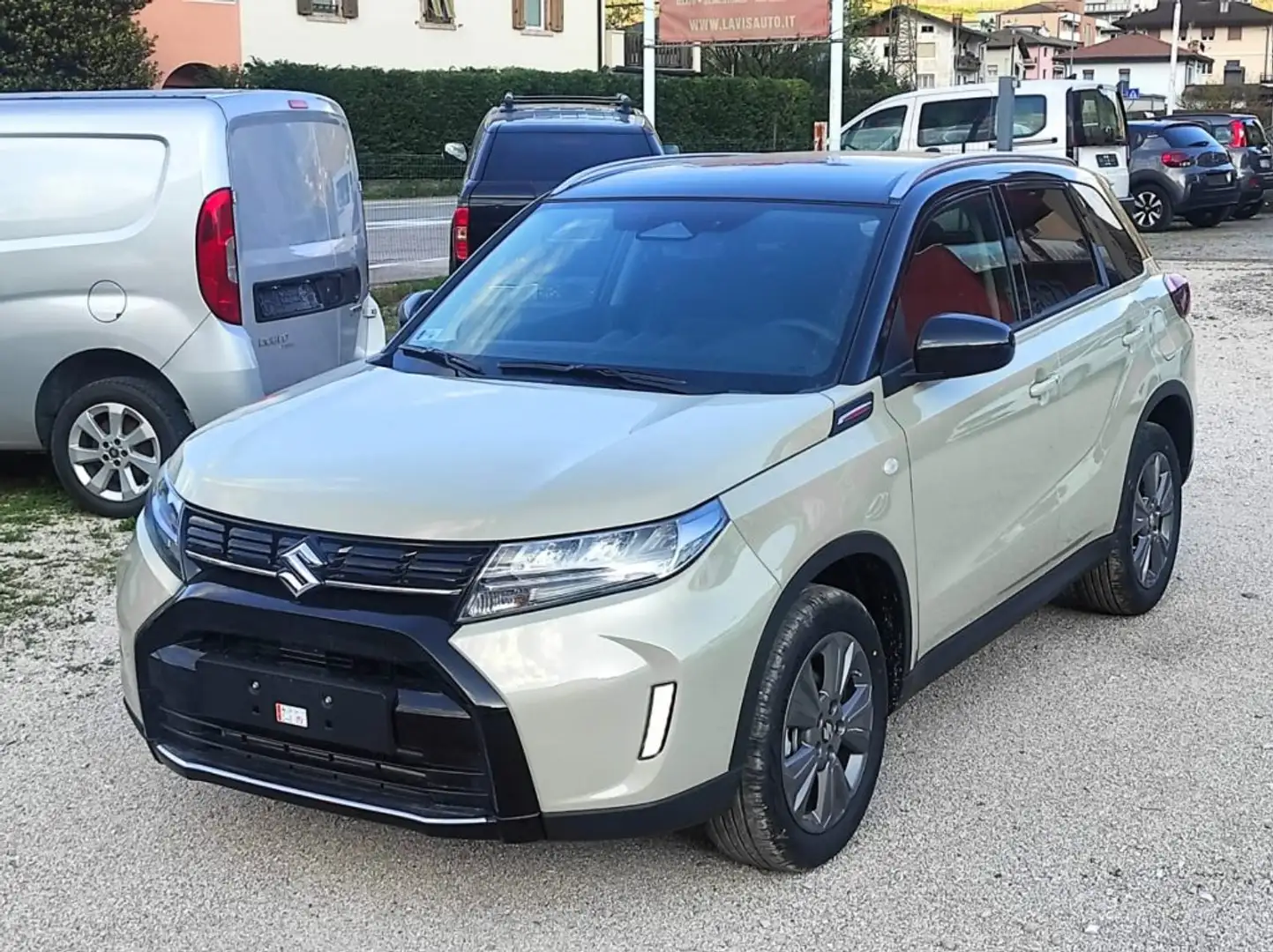 Suzuki Vitara 1.4 Hybrid 4WD AllGrip Cool Beige - 2
