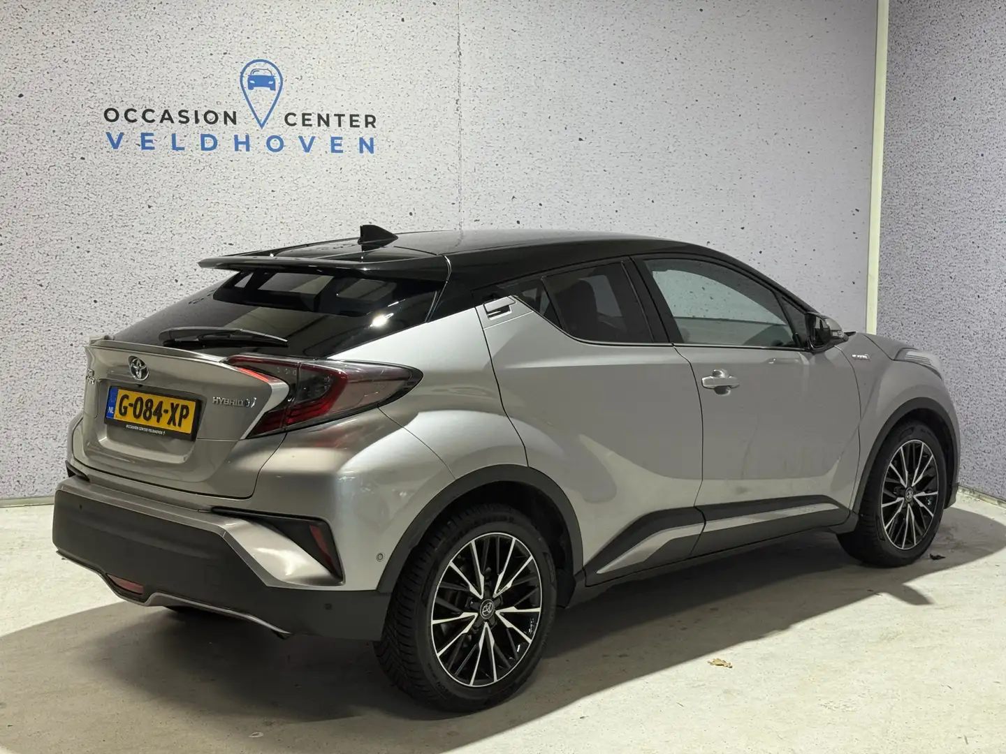 Toyota C-HR 1.8 Hybrid Premium // TWO TONE // CAMERA Grau - 2