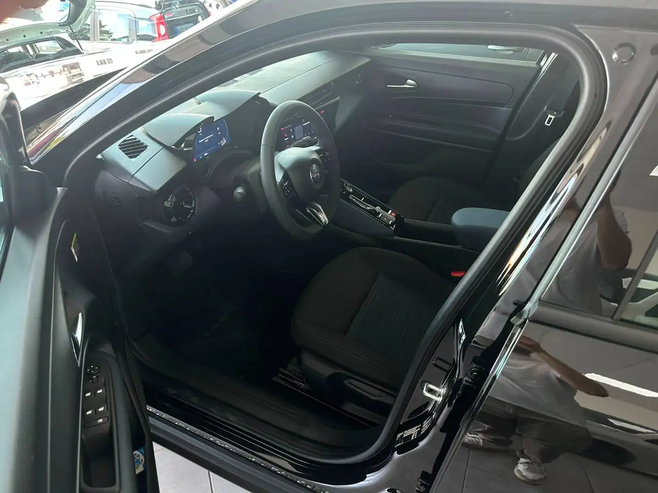 Alfa Romeo Junior 2025