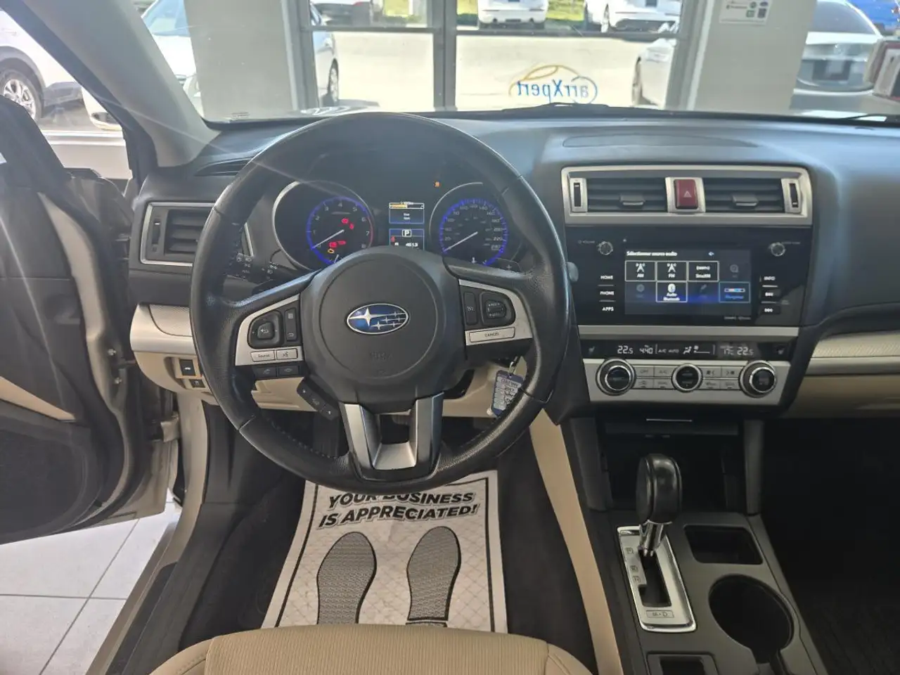 Subaru Legacy снимка Subaru Legacy