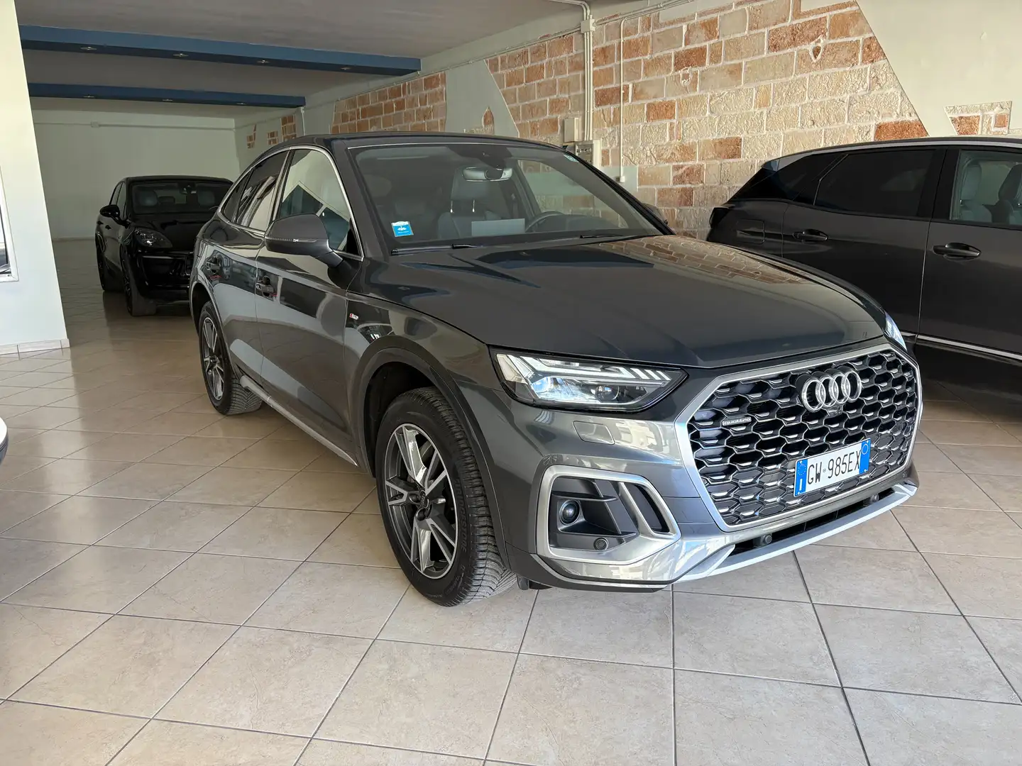 Audi Q5 Sportback 40 20 tdi mhev  S line quattro s-tronic Grigio - 2