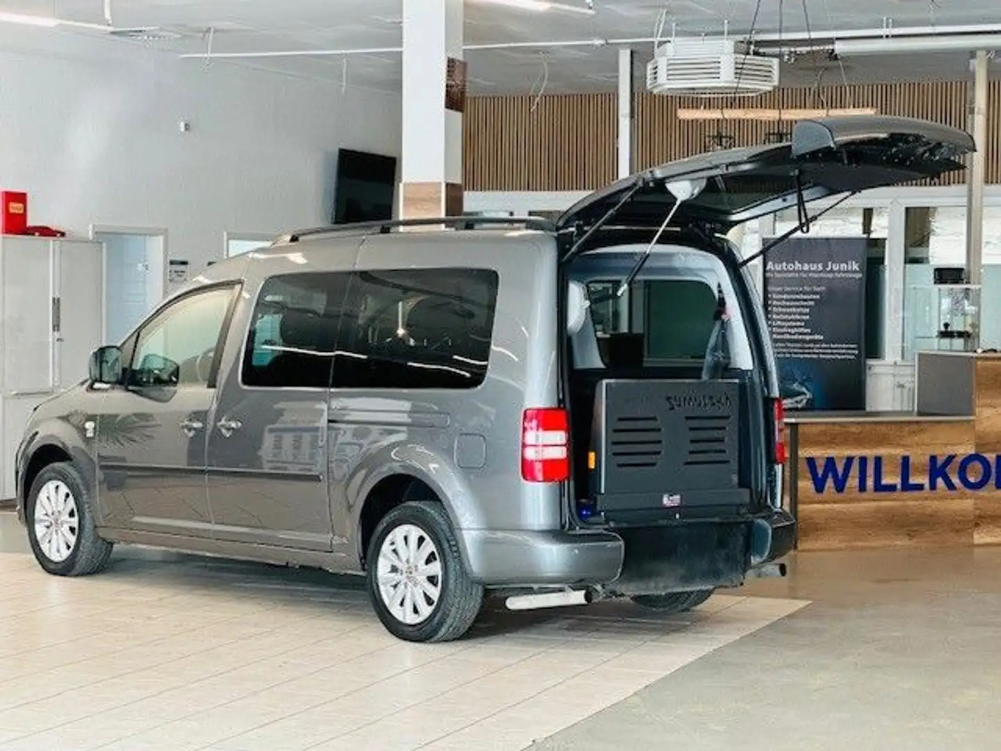 Volkswagen Caddy Maxi-Behindertengerecht-Rampe-Aktiv Gris - 1