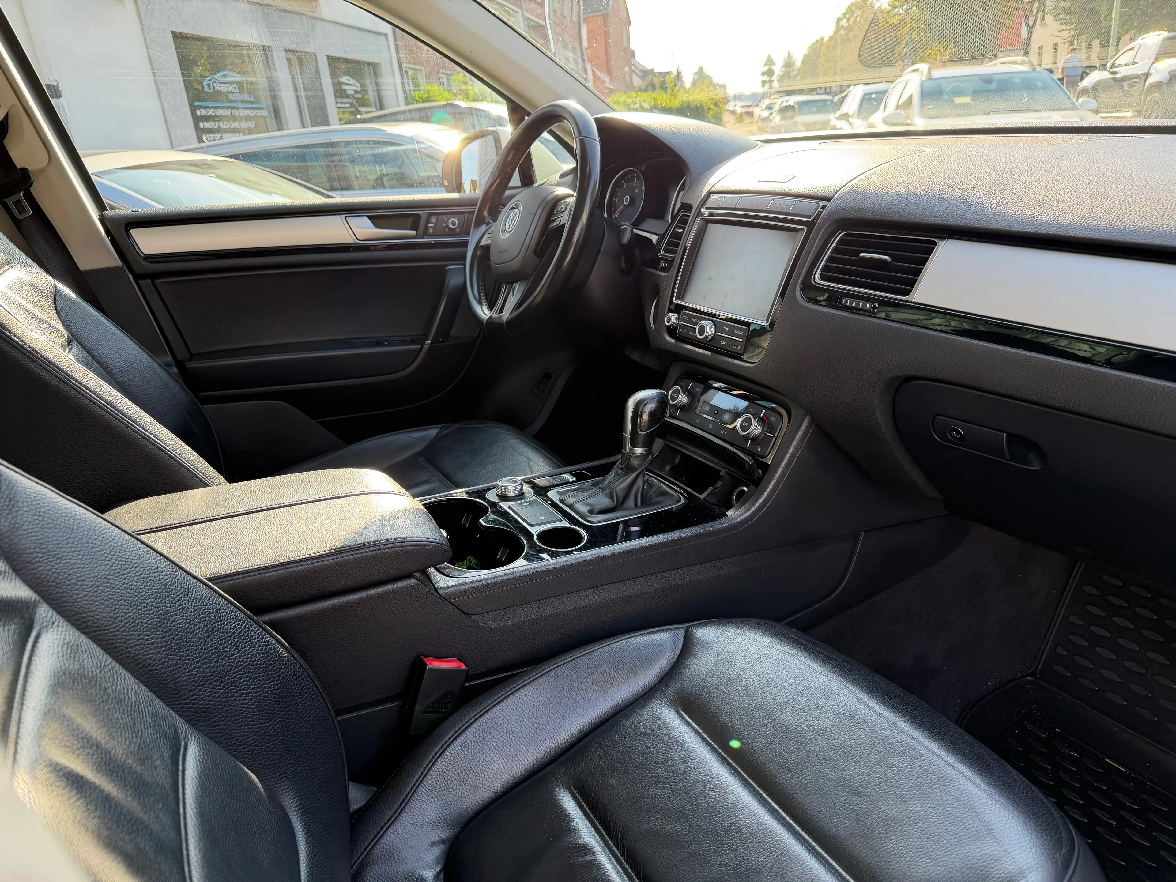 Volkswagen Touareg V6 TDI BMT 4Motion — photo 13