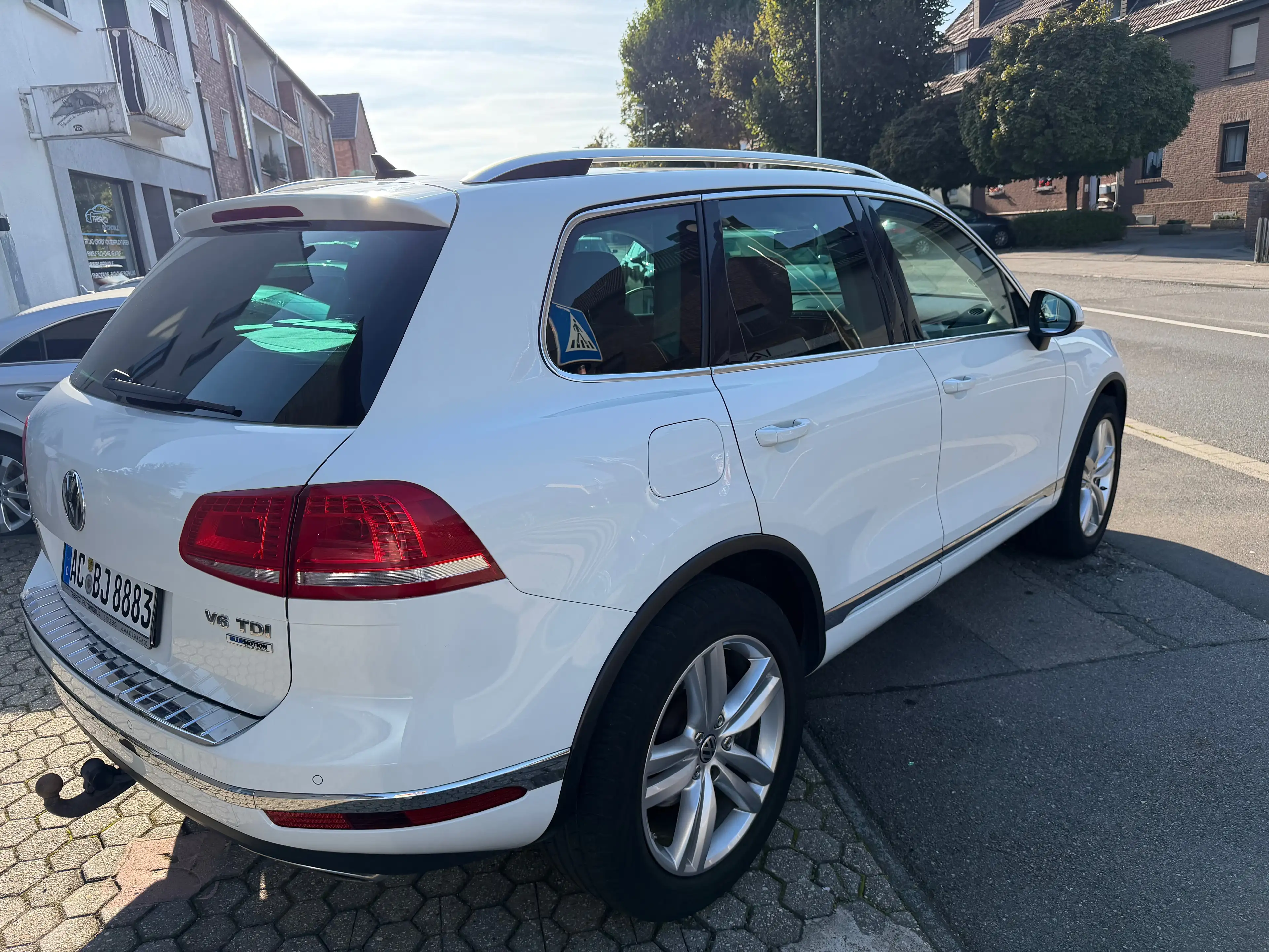 Volkswagen Touareg V6 TDI BMT 4Motion — photo 4