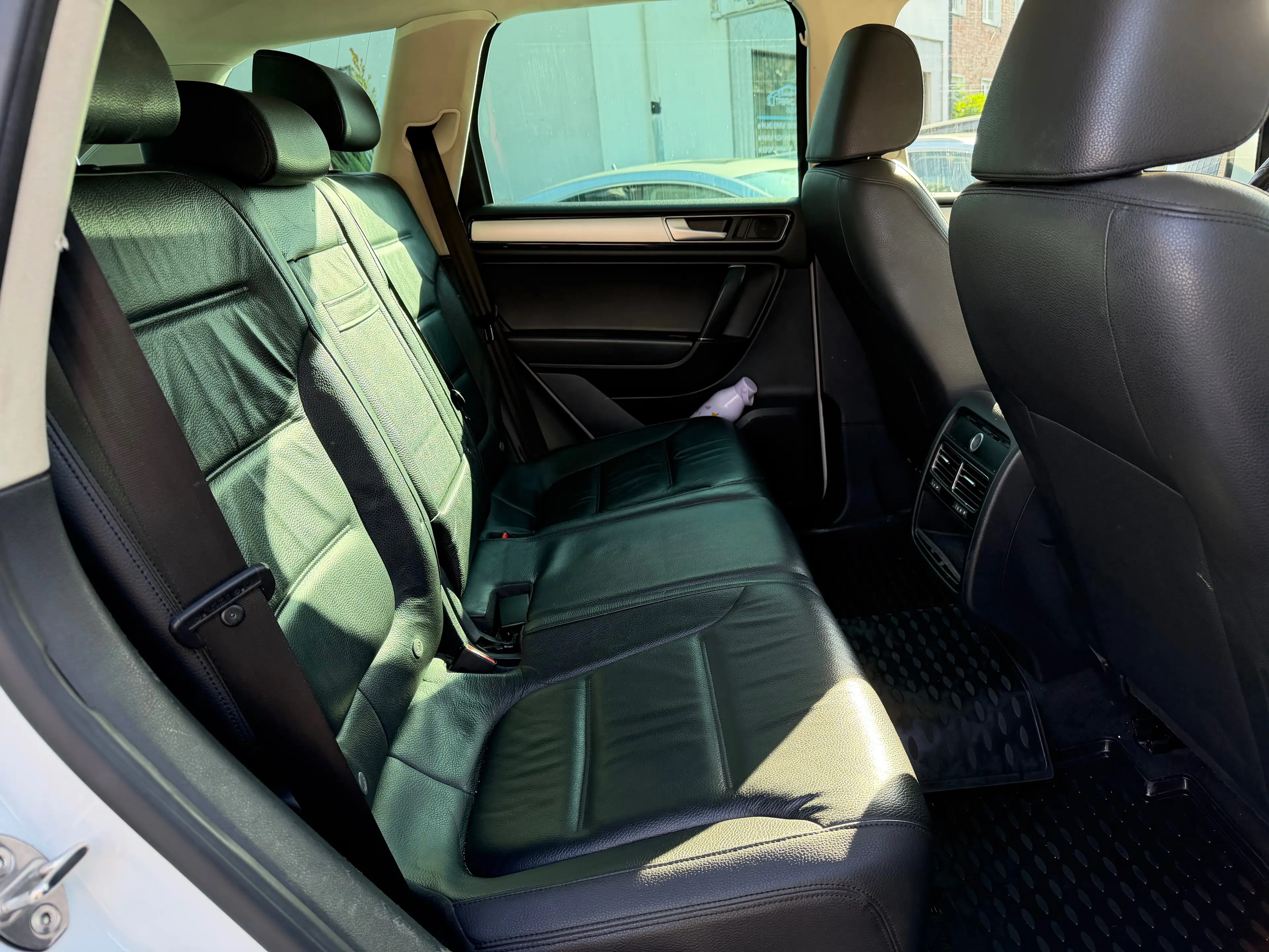 Volkswagen Touareg V6 TDI BMT 4Motion — photo 11