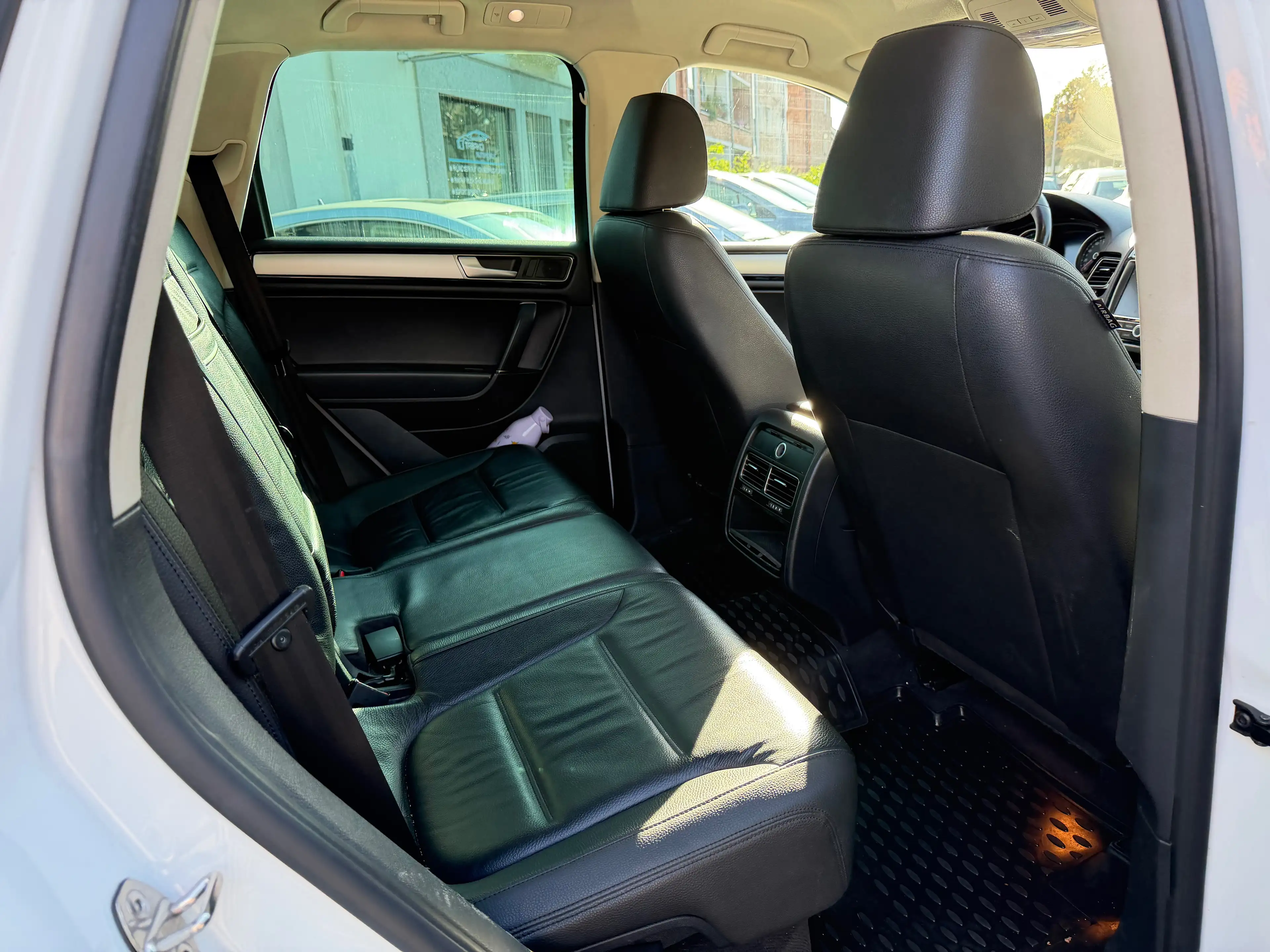 Volkswagen Touareg V6 TDI BMT 4Motion — photo 10