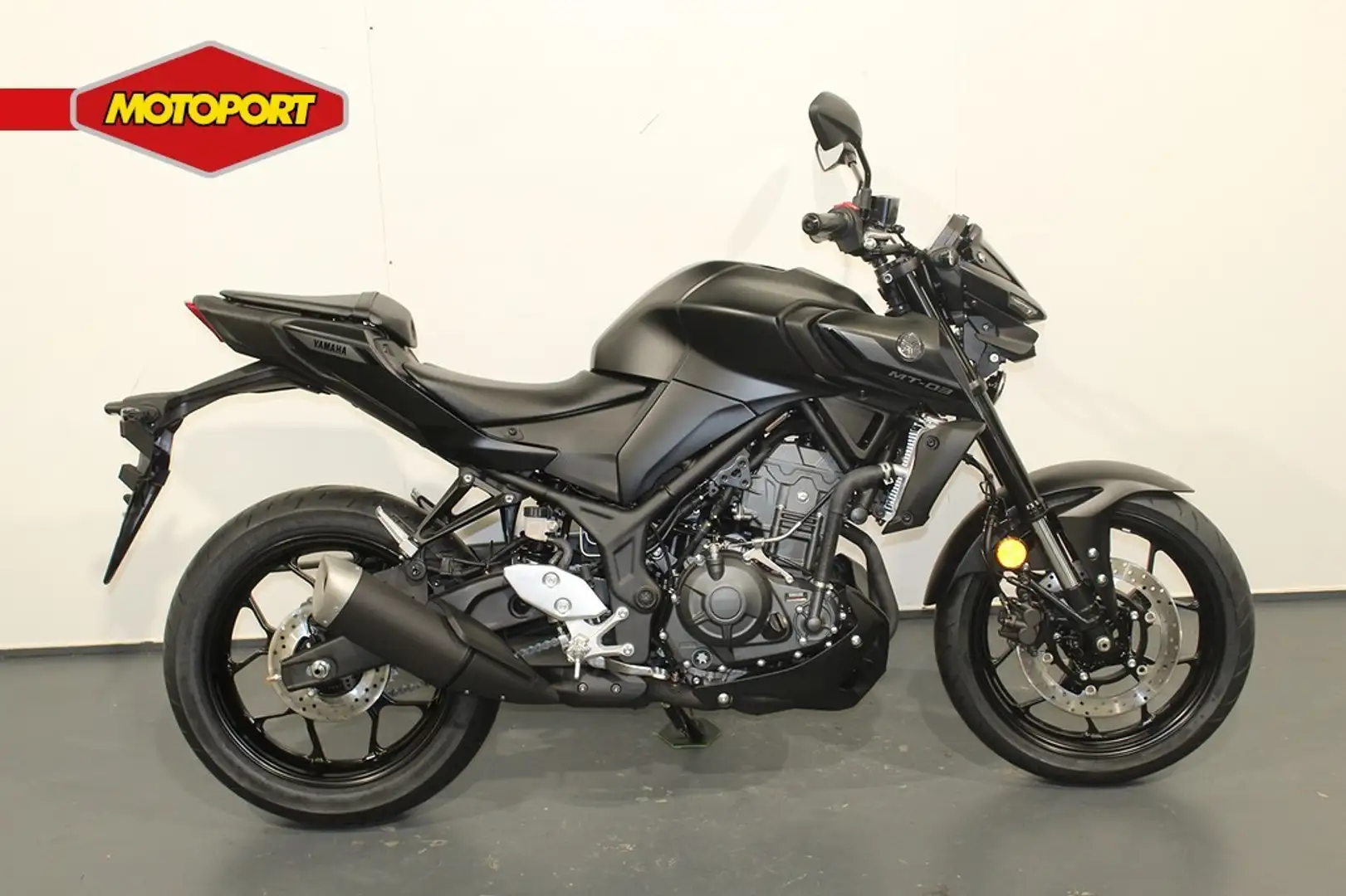 Yamaha MT-03 Negru - 1