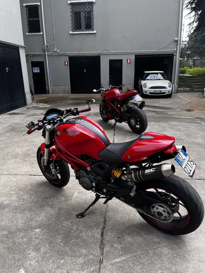 Ducati Monster 796 Rosso - 2
