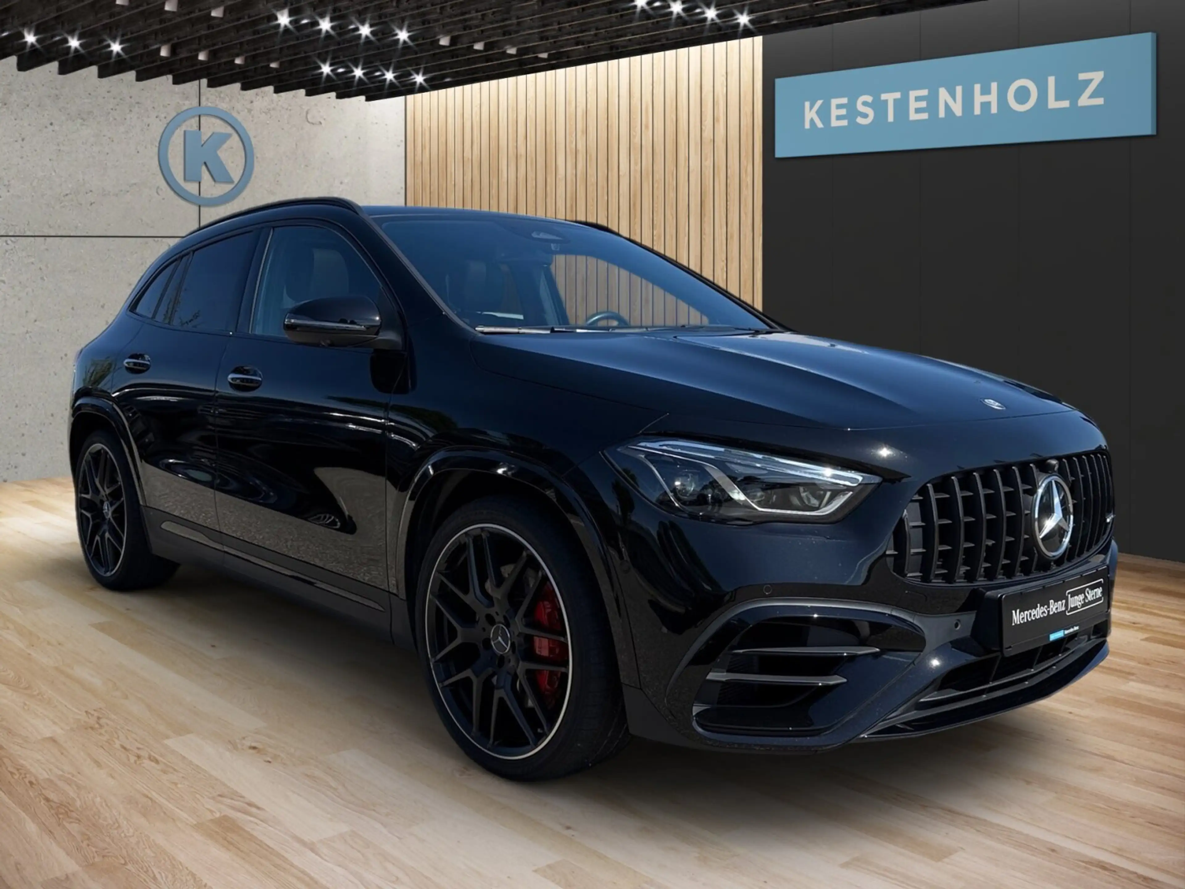 Mercedes-Benz GLA 45 AMG AMG GLA 45 S 4M+ *NIGHT*MEMO*PANO*MBEAM*HUD* Navi — photo 2